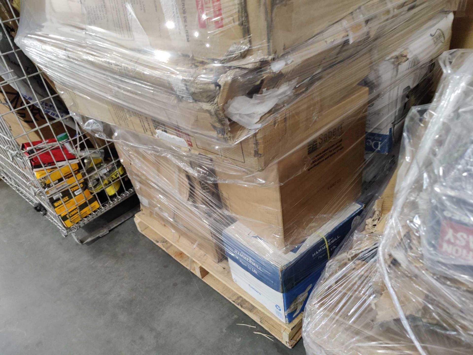 Two Pallets - Image 9 of 10