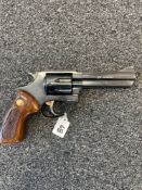 TAURUS REVOLVER MK23565 22 MAG