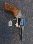 TAURUS REVOLVER 1J29171 22LR