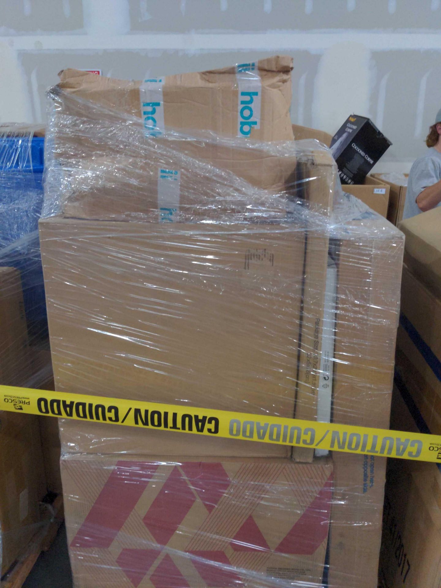 Two Pallets - Image 9 of 11