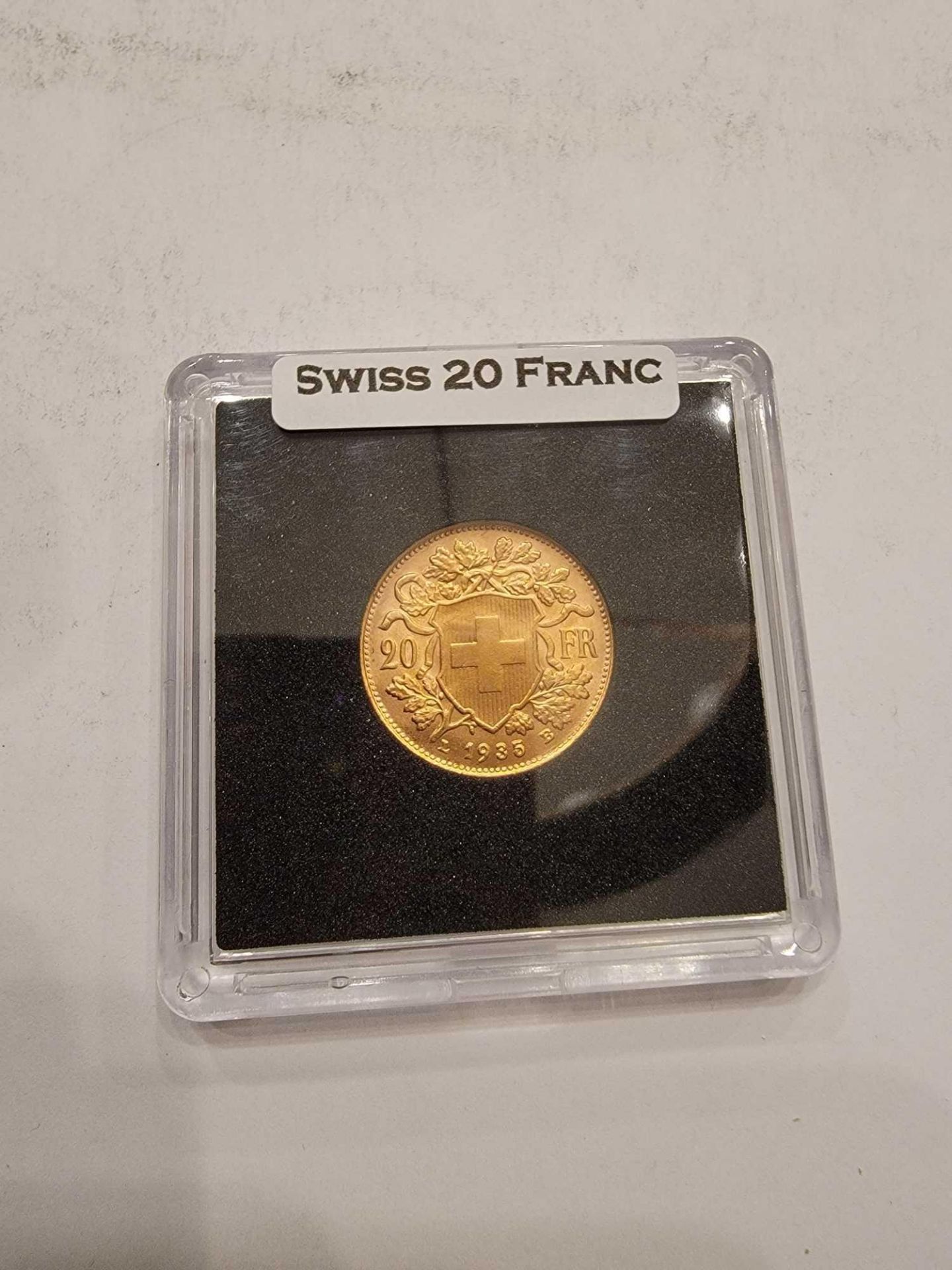 1935 gold Swiss 20 franc - Image 2 of 2