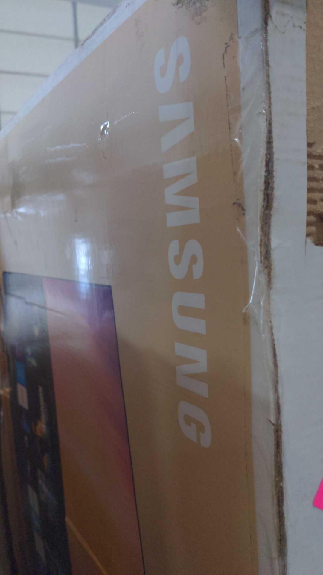 Samsung tv, light, misc goods - Image 3 of 16