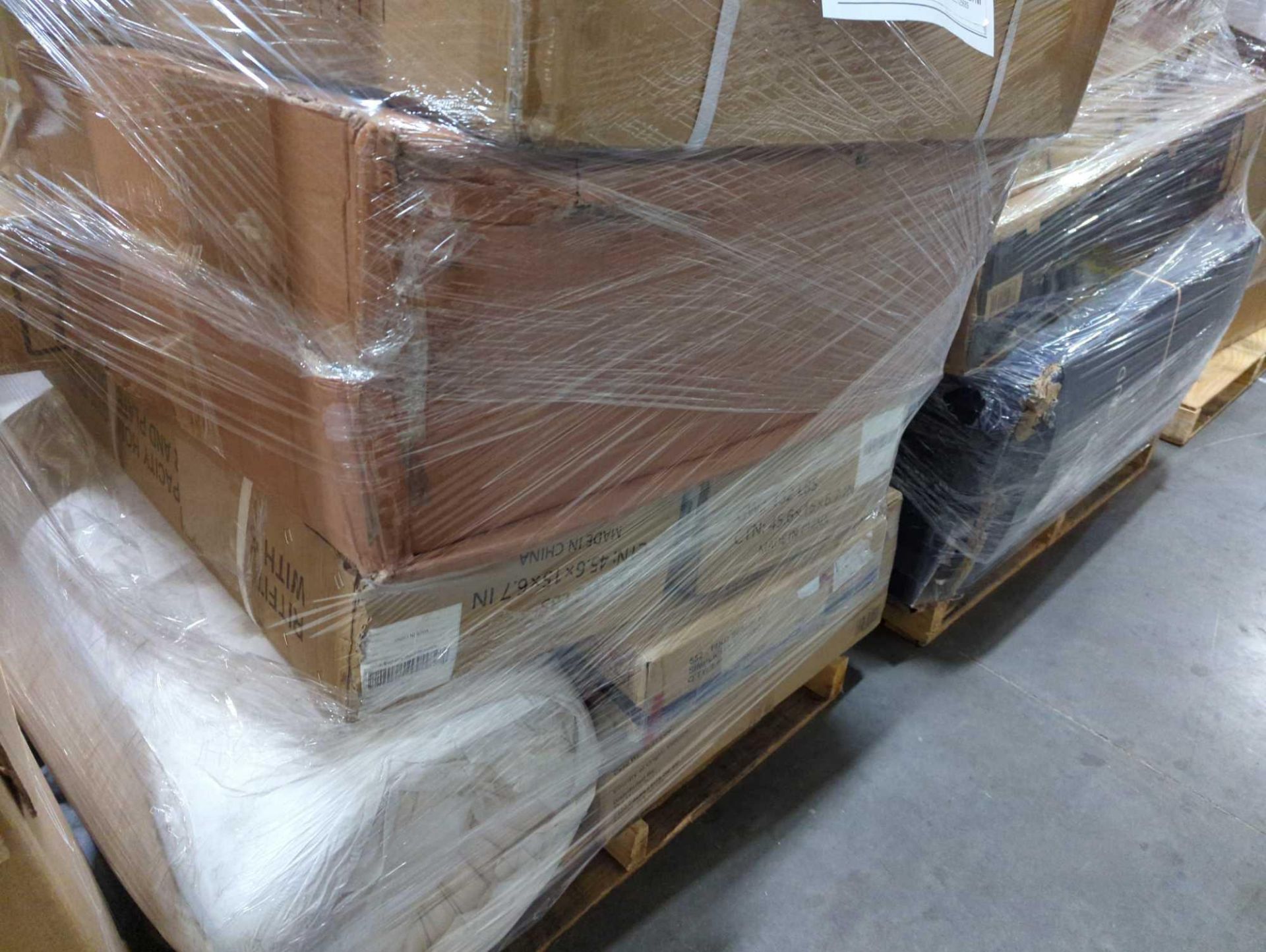 Two Pallets - Image 8 of 21