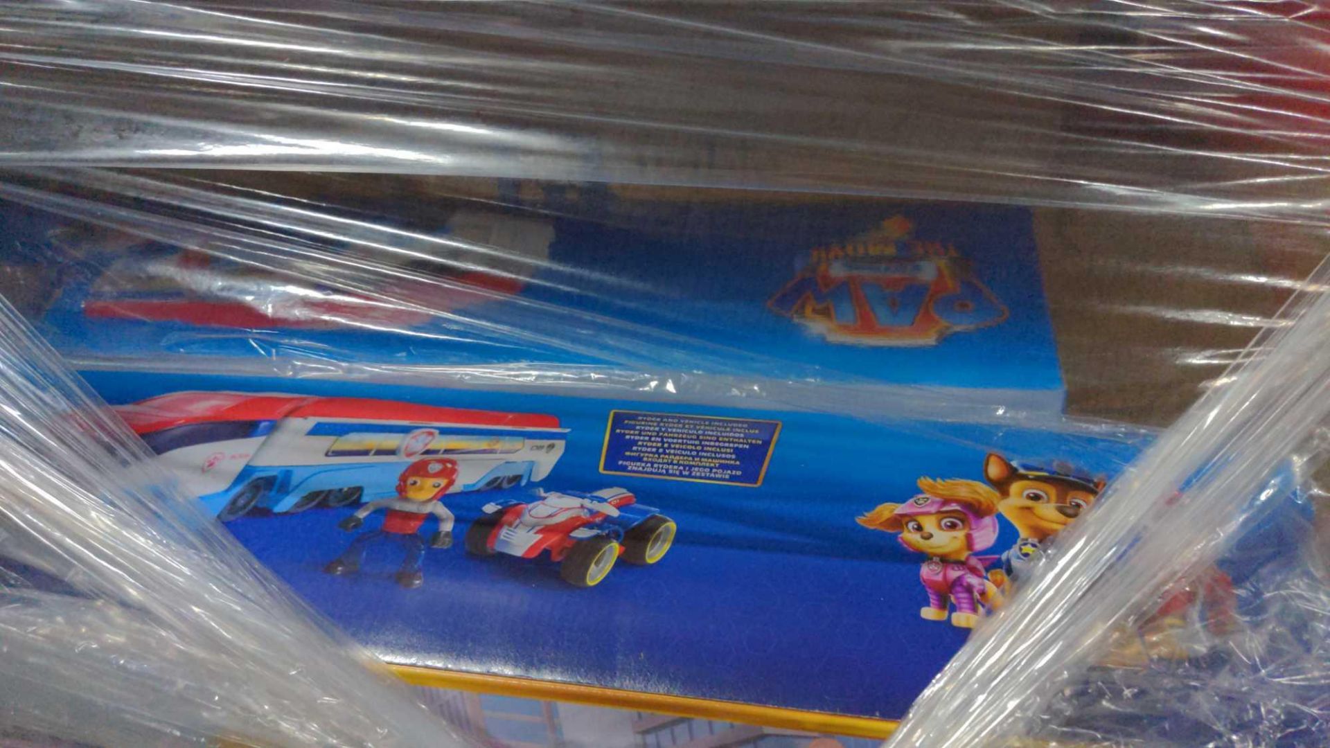 two pallets, multiple paw patrol City, paw patroller chairs, talls rugs and more - Image 19 of 21