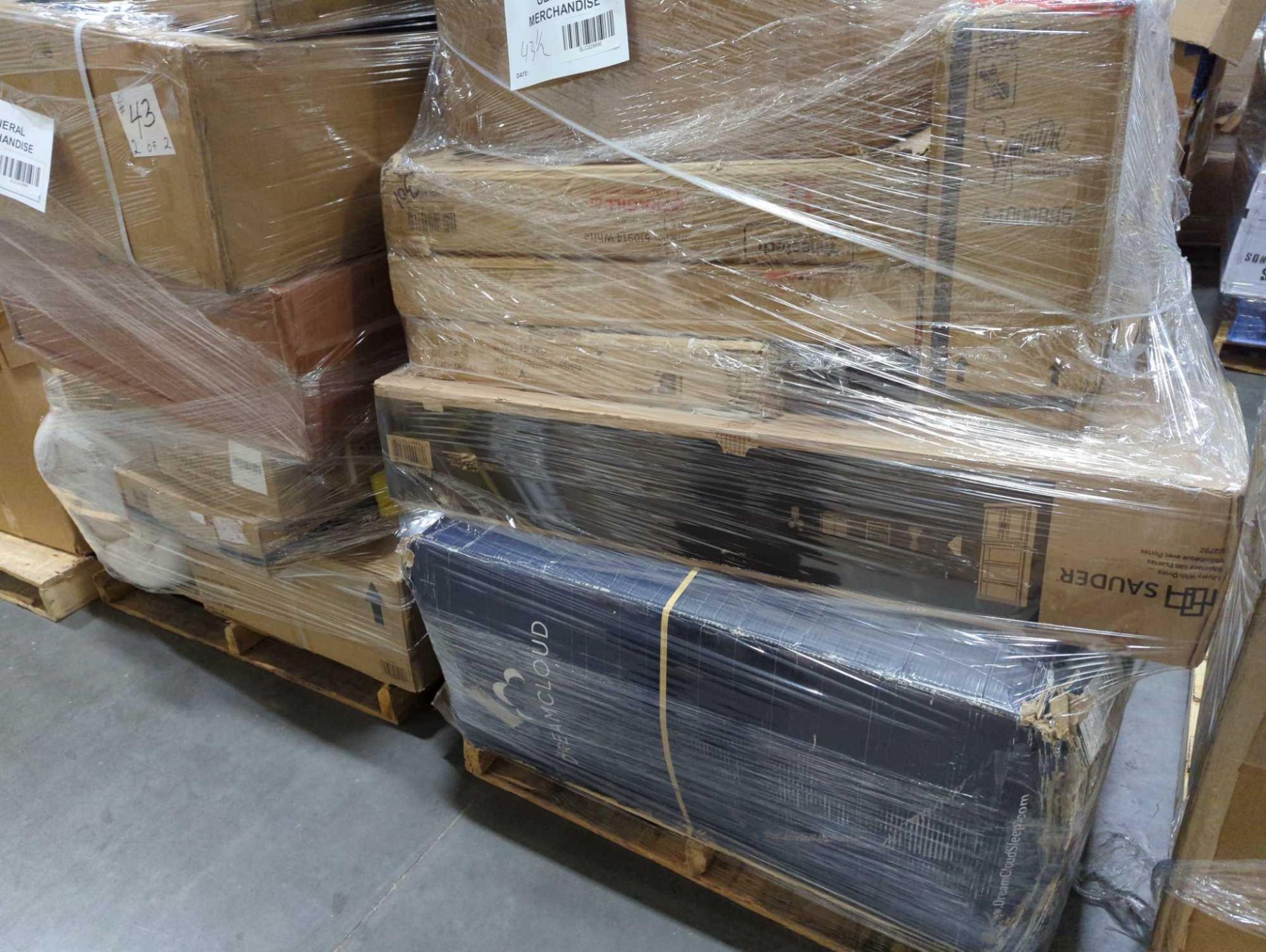 Two Pallets - Image 4 of 21