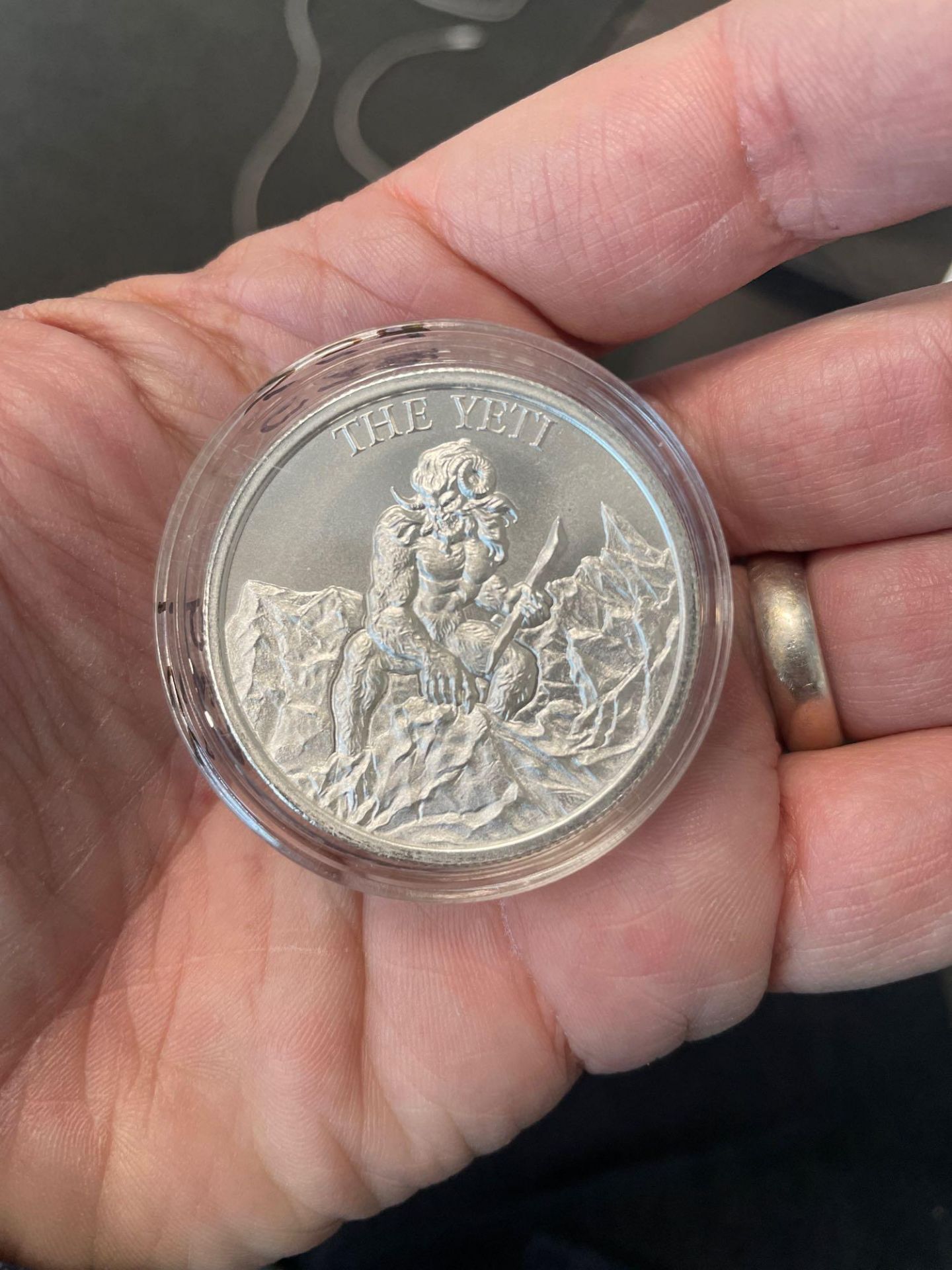 The yeti 2 oz Silver coin