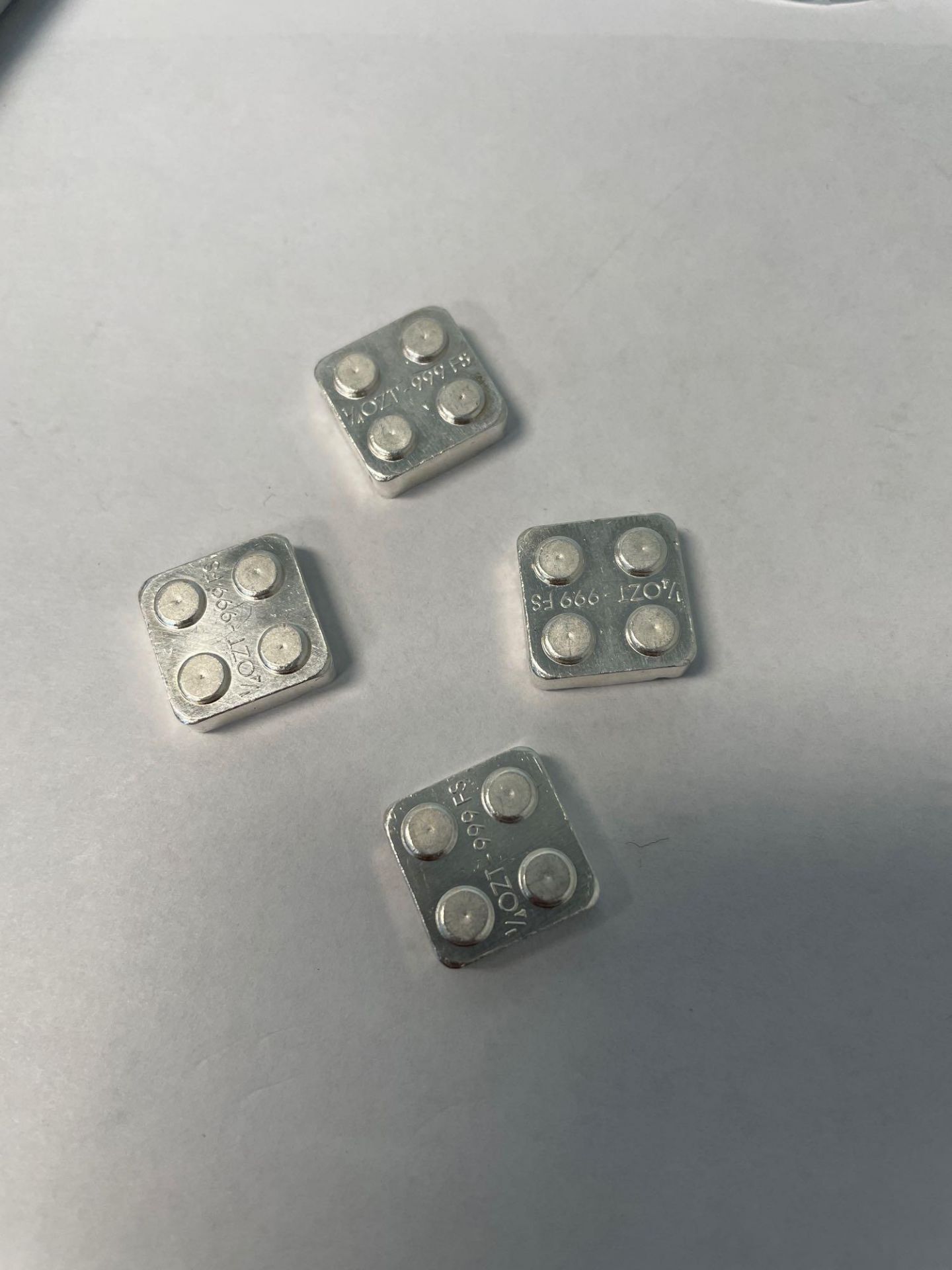 1 oz (4 pieces) collectable lego pieces