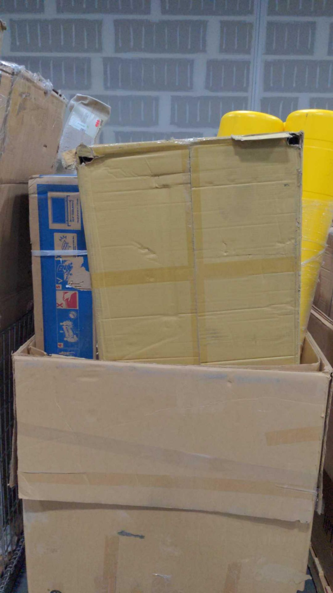2 pallets - Image 13 of 28