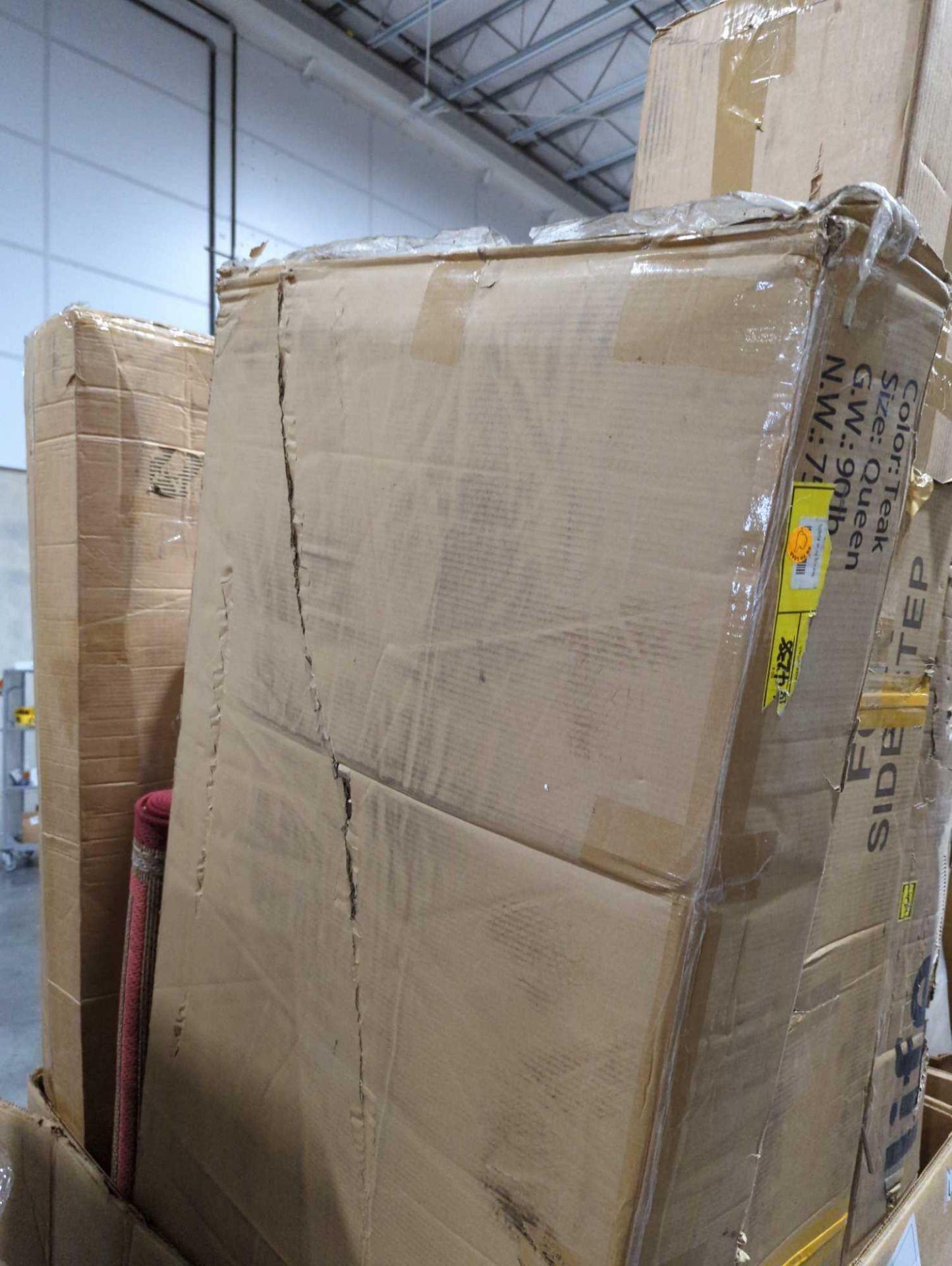 Two Pallets - Image 8 of 14
