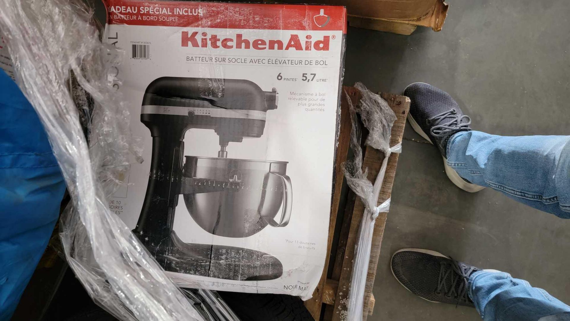 Kitchenaid professional stand mixer and more - Image 3 of 5