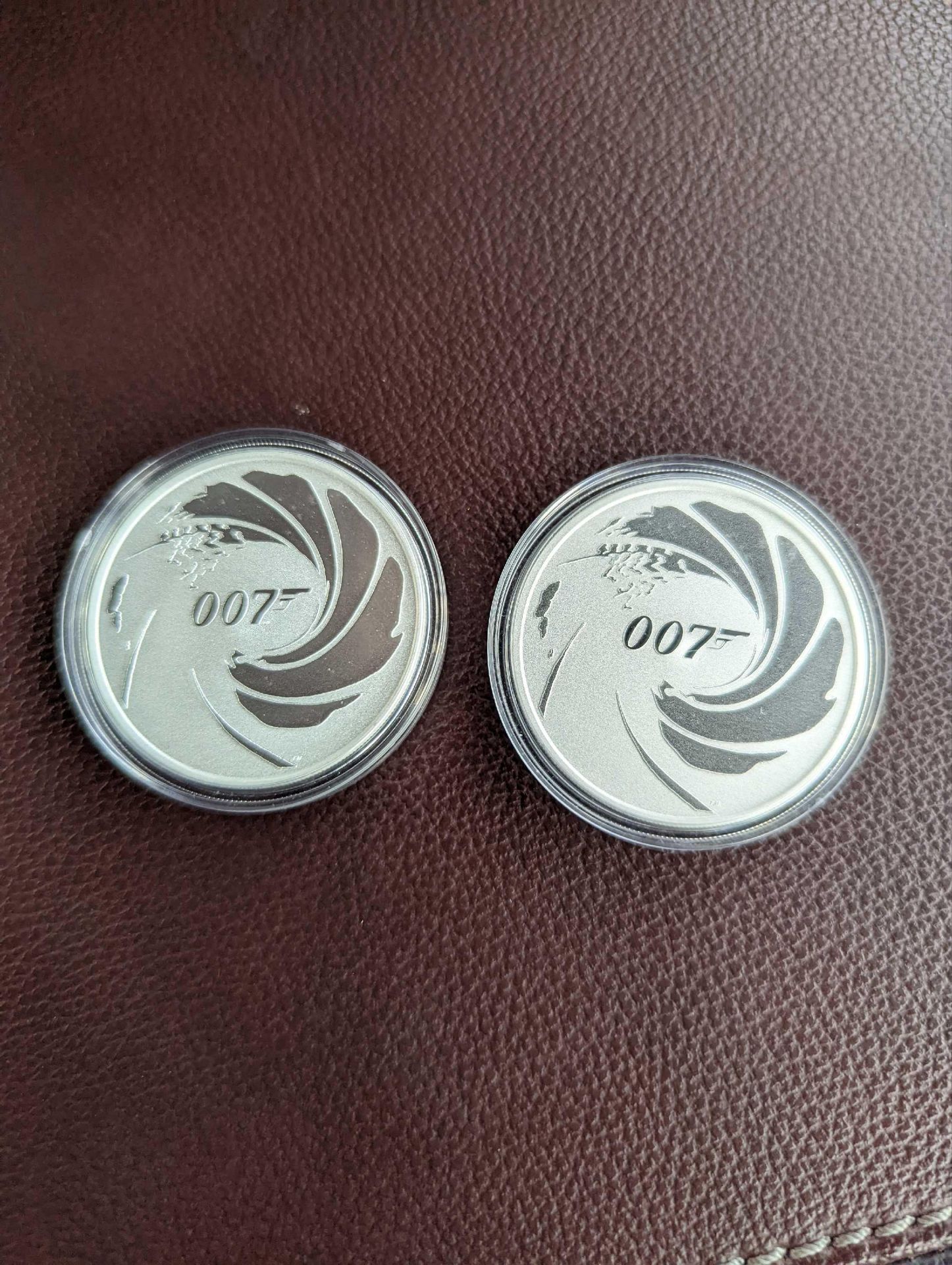 2 007 silver coins