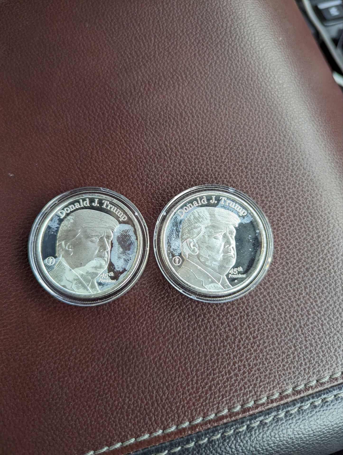 2 trump silver coins - Image 6 of 8
