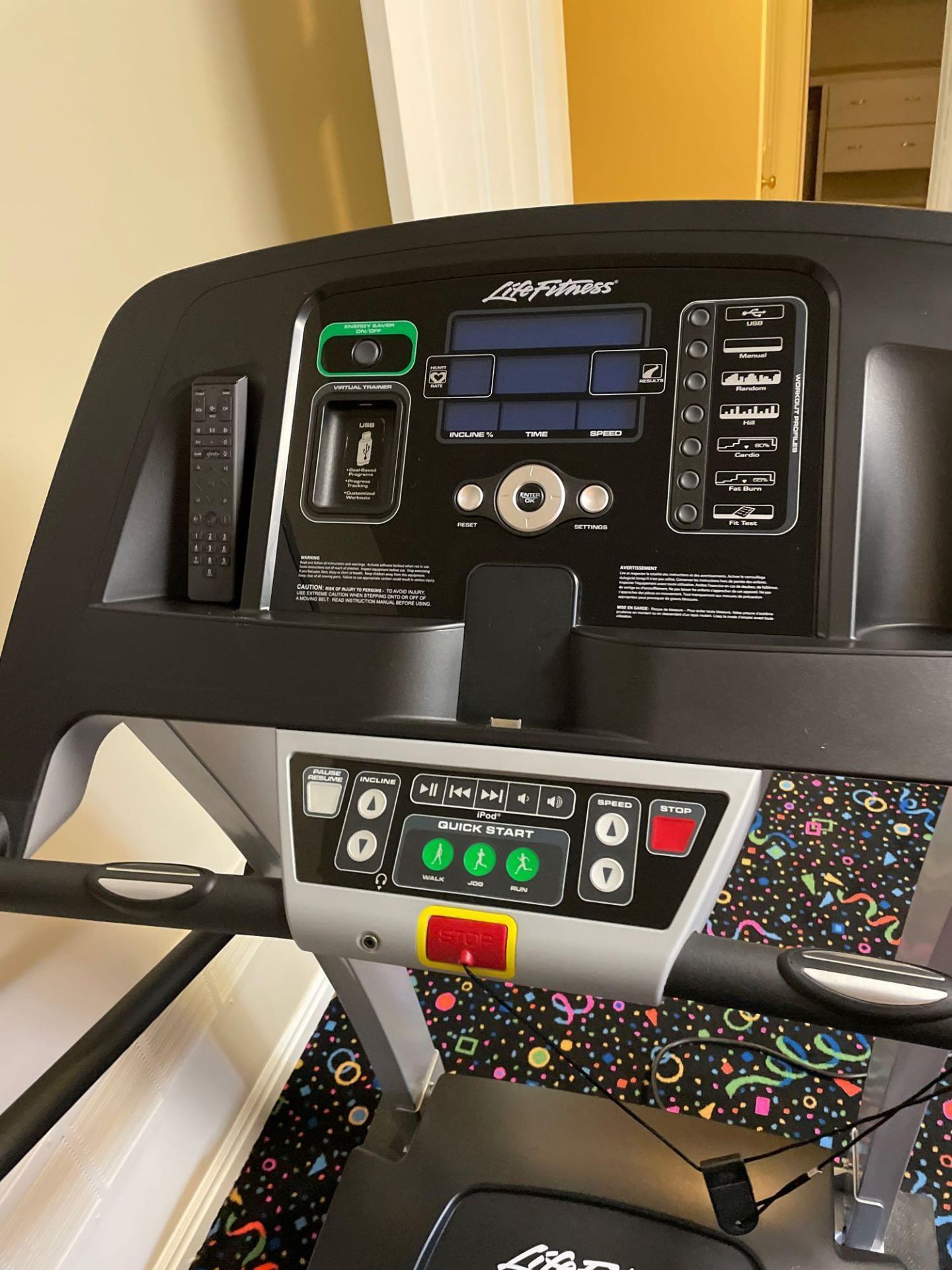 (exercise room) Life fitness treadmill flex deck - Image 2 of 4