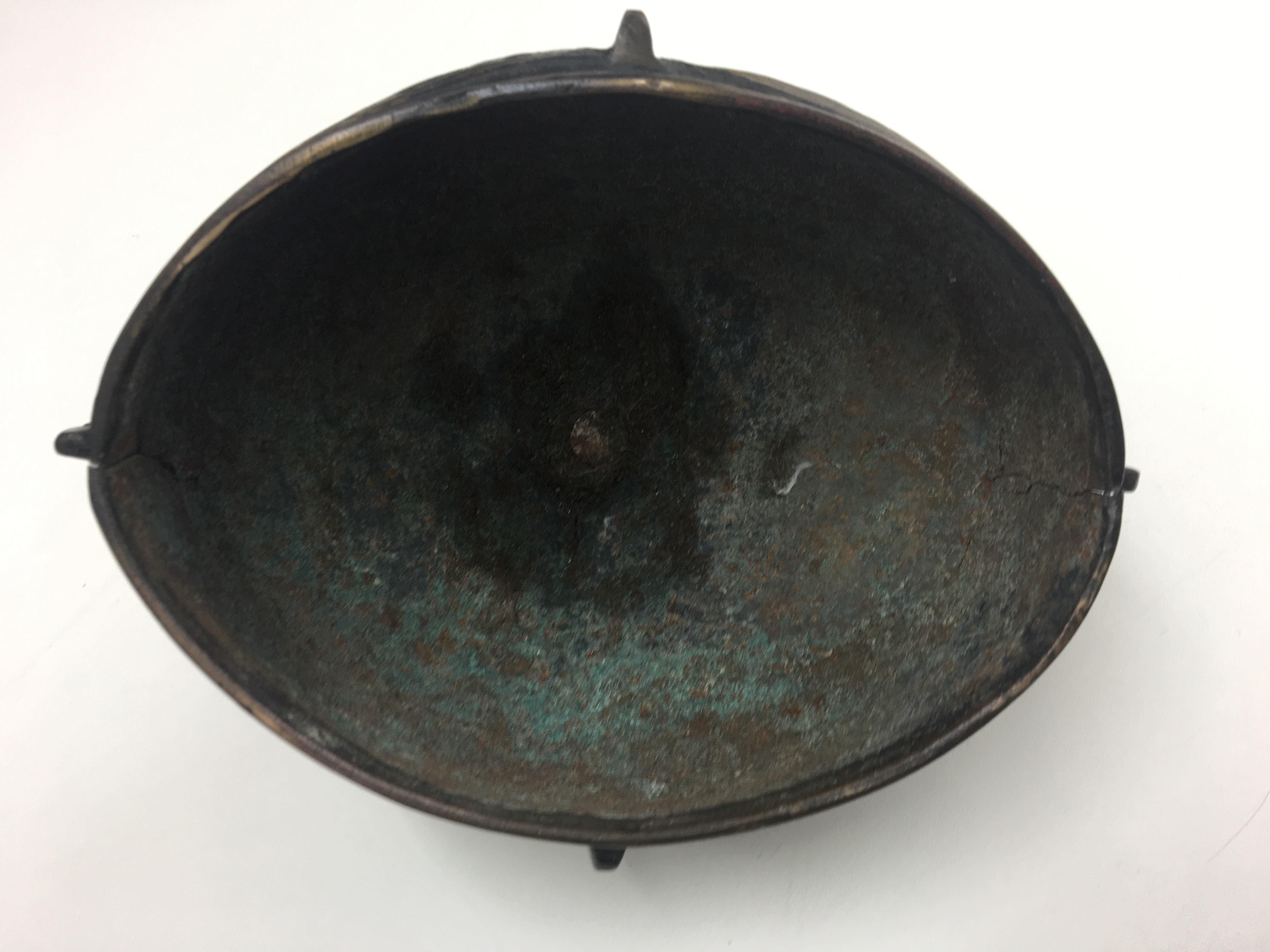 Archaic Bronze Qing Dynasty ceremonial wine vessel - Image 6 of 9