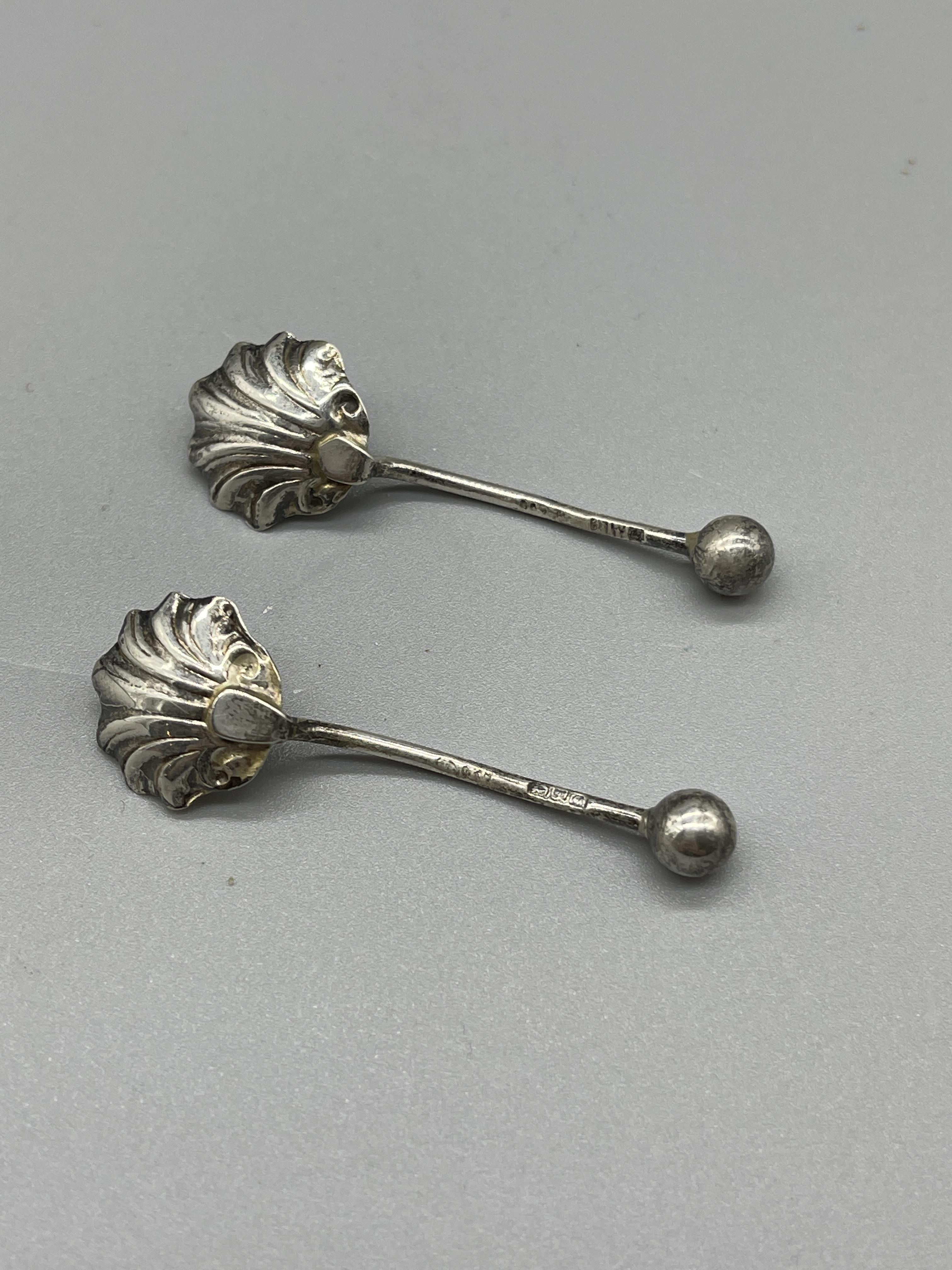 HM Silver cased shell salts and spoons.20G - Image 6 of 7