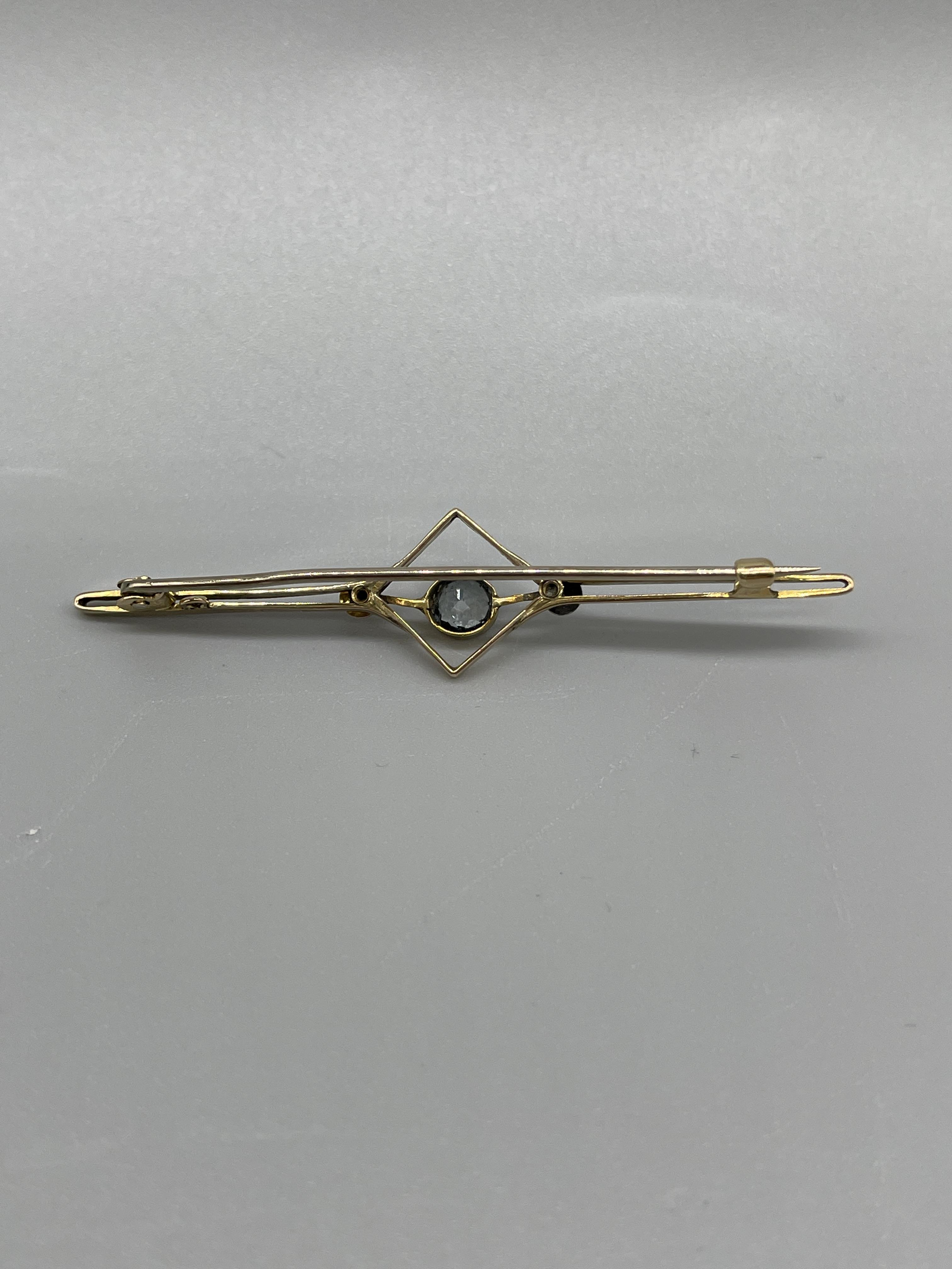 Three gold bar brooches.9G - Image 4 of 9