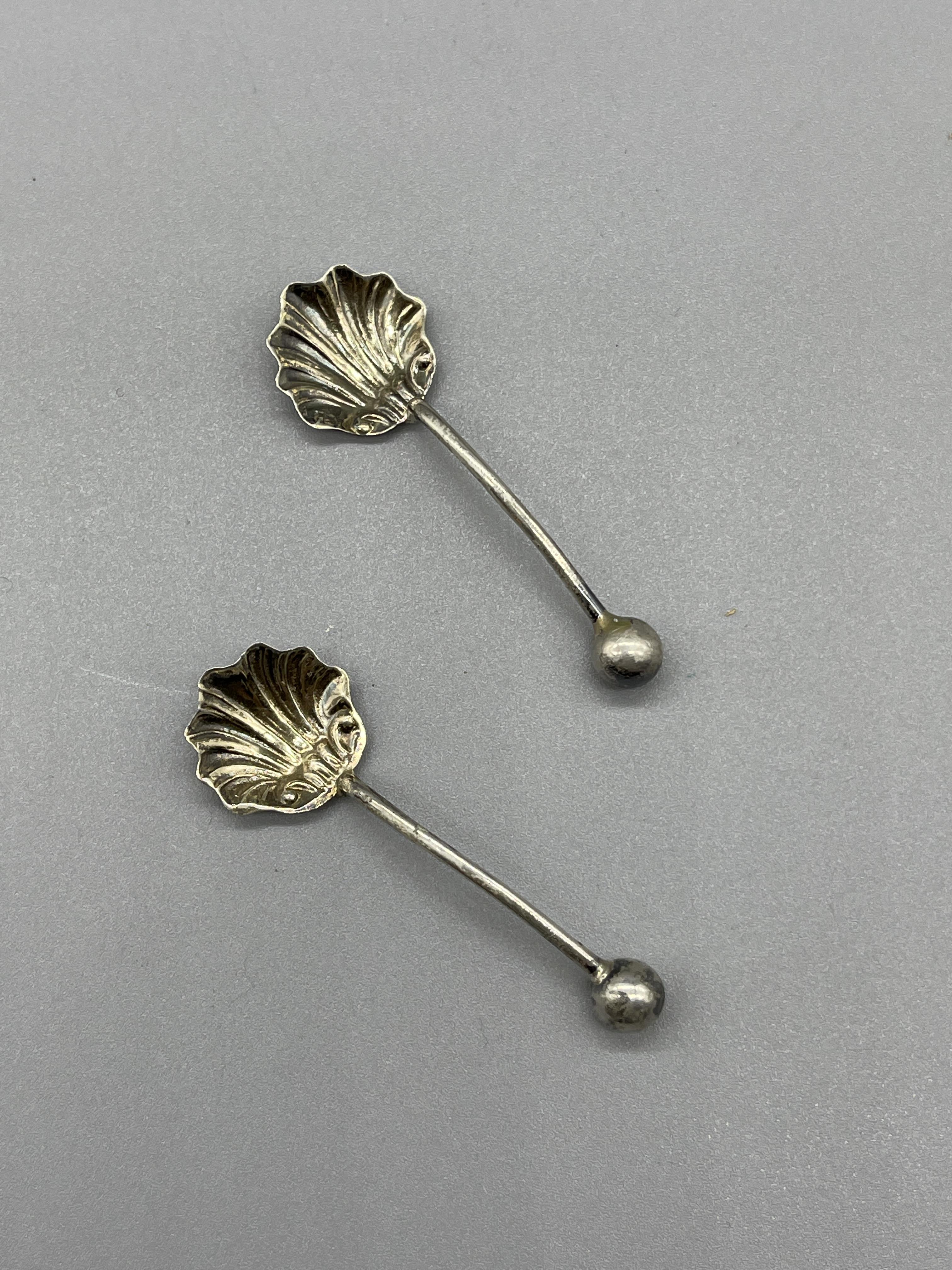 HM Silver cased shell salts and spoons.20G - Image 5 of 7