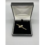 9ct Pearl set brooch, 4.5g