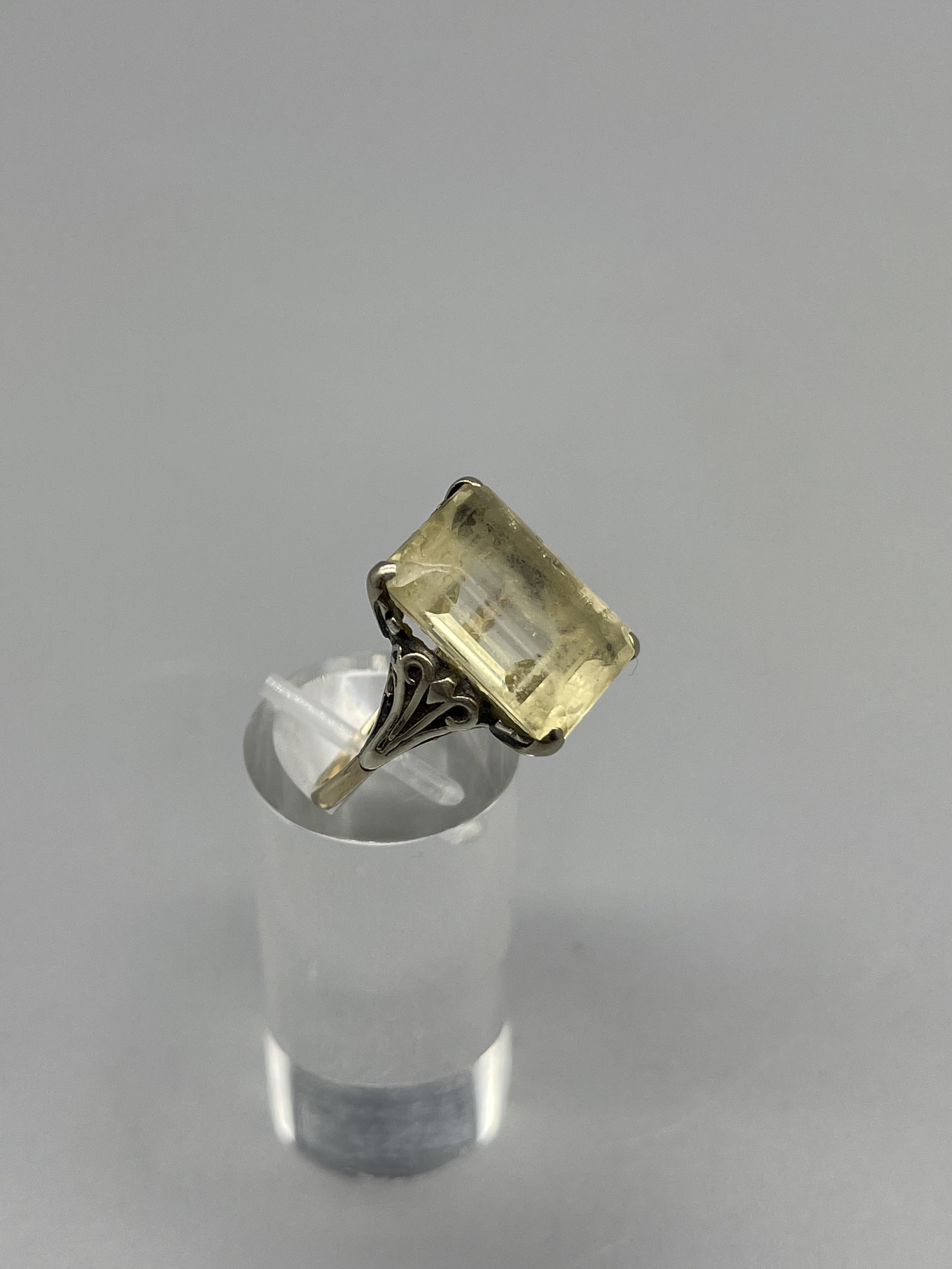 9ct citrine dress ring, weight 5 grams - Image 5 of 7