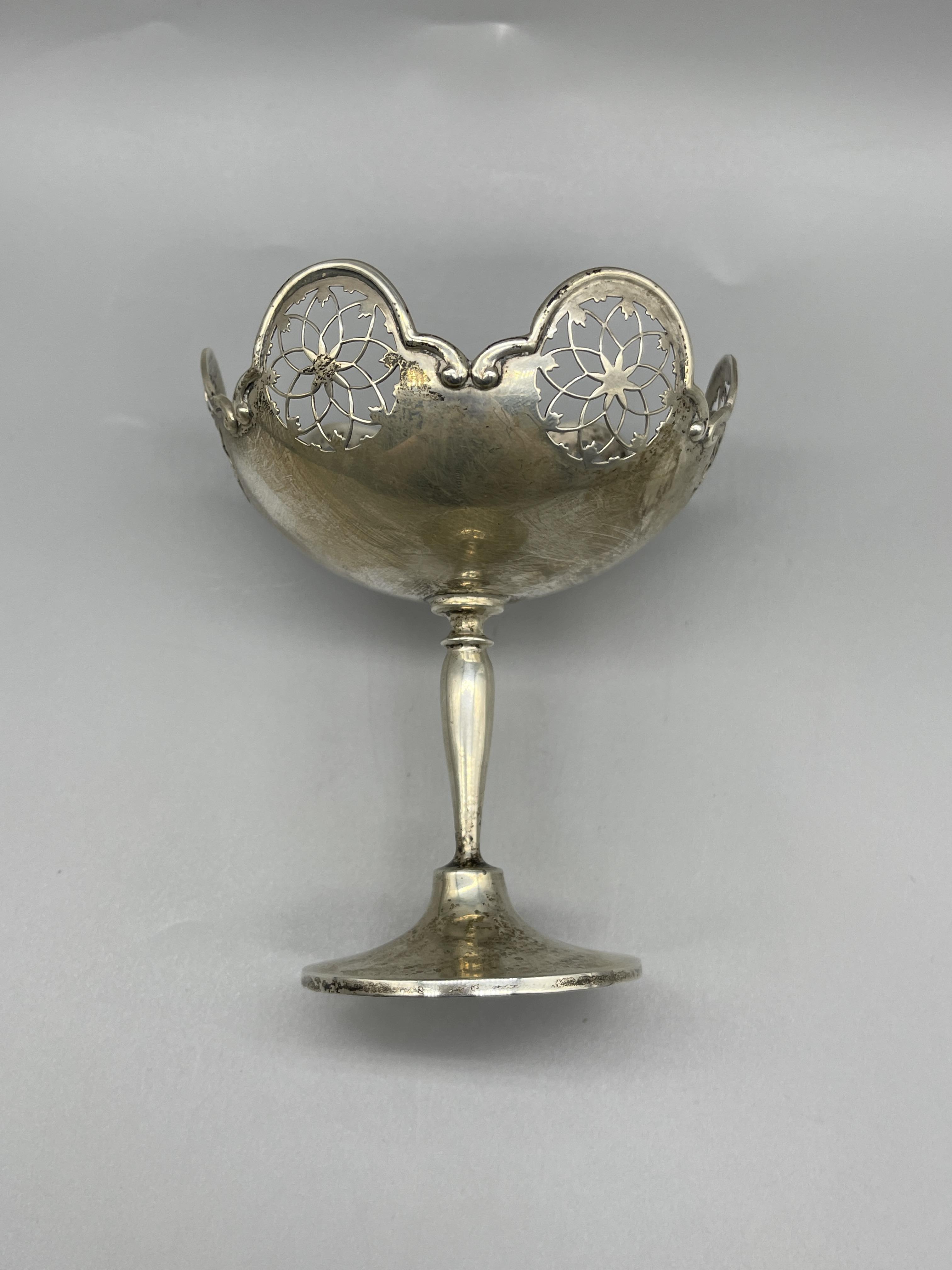 HM Silver Sweetmeat cup Sheffield B&S 1913 H 11cm 112 Grams - Image 5 of 7