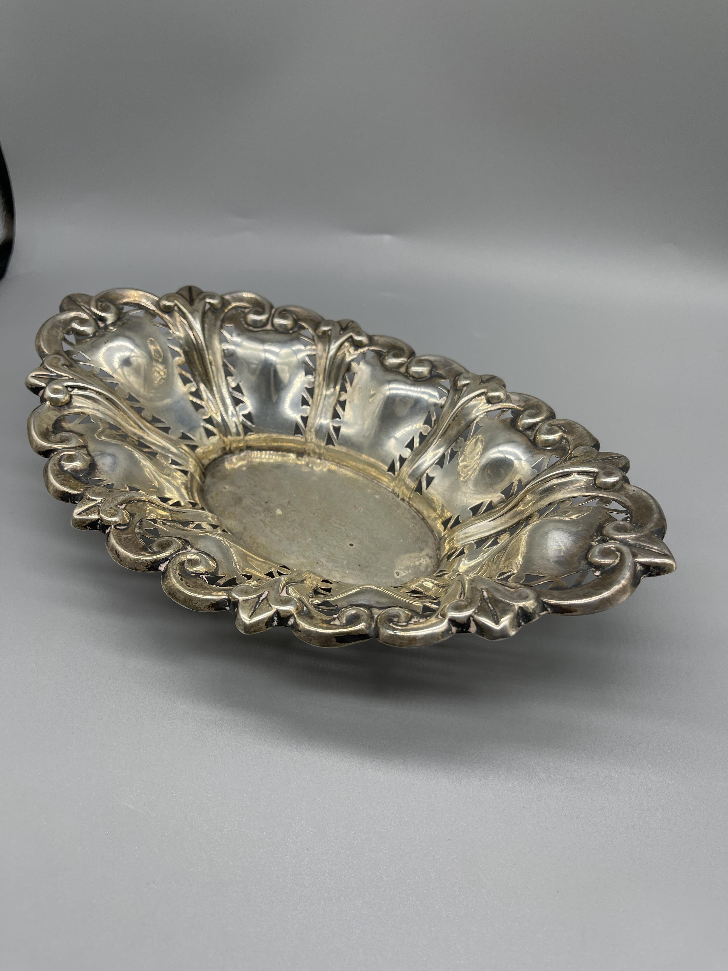 HM Silver Bon-Bon dish Birmingham 1906 makers mark - Image 2 of 7