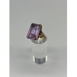 9 ct Amethyst dress ring. weight 6 grams