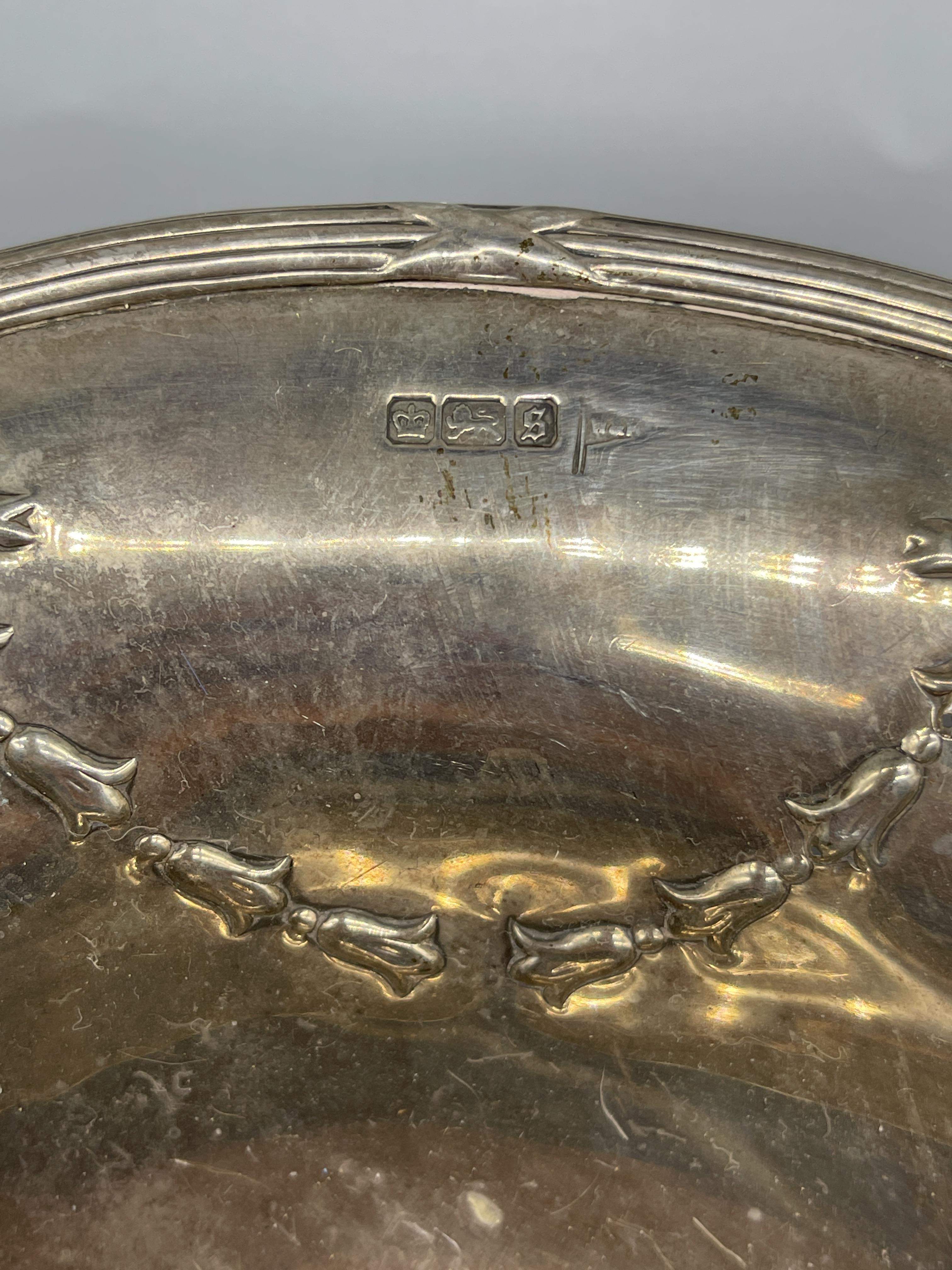 HM Silver Bread basket, Walker & Hall, Sheffield, - Image 3 of 6