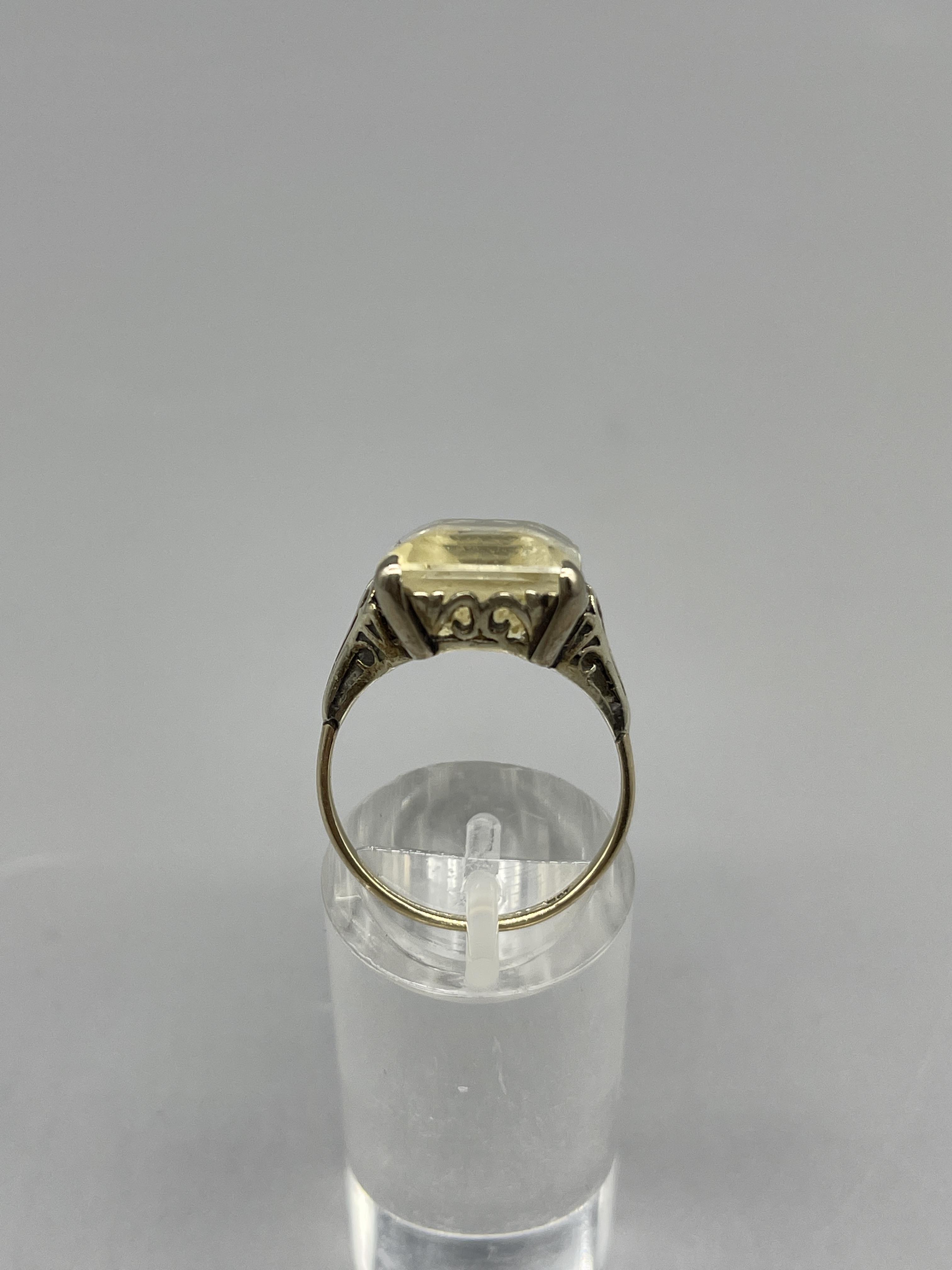 9ct citrine dress ring, weight 5 grams - Image 3 of 7