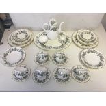 Royal Worcester "Lavinia" pattern coffee/dinner se