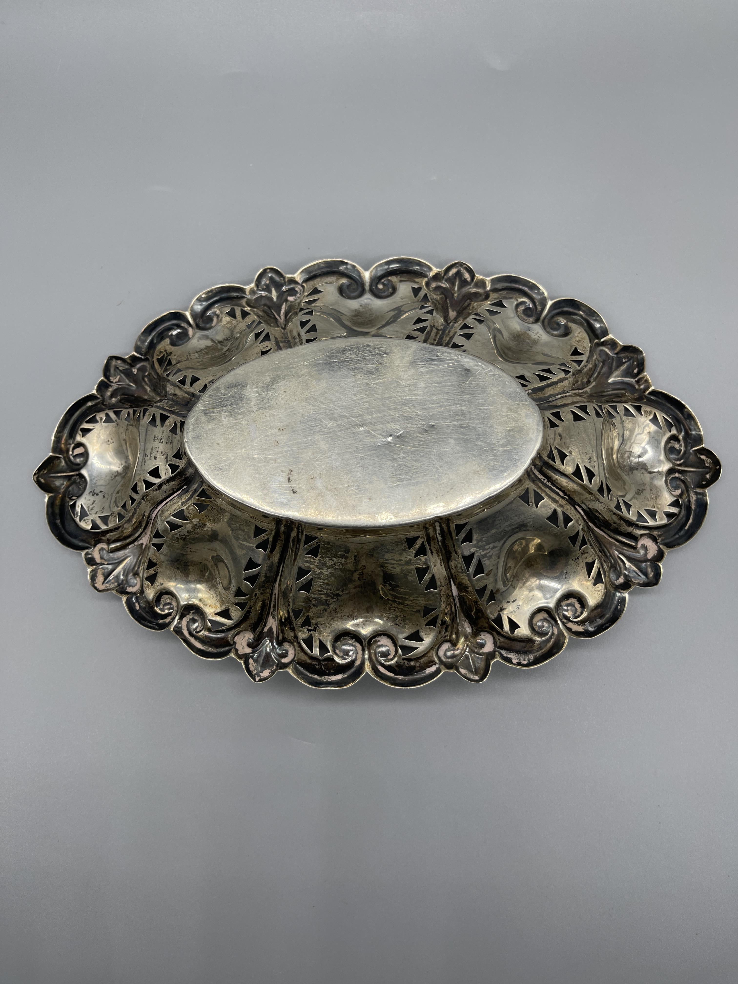 HM Silver Bon-Bon dish Birmingham 1906 makers mark - Image 5 of 7