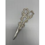 HM Silver Grape scissors London 1905 145 grams