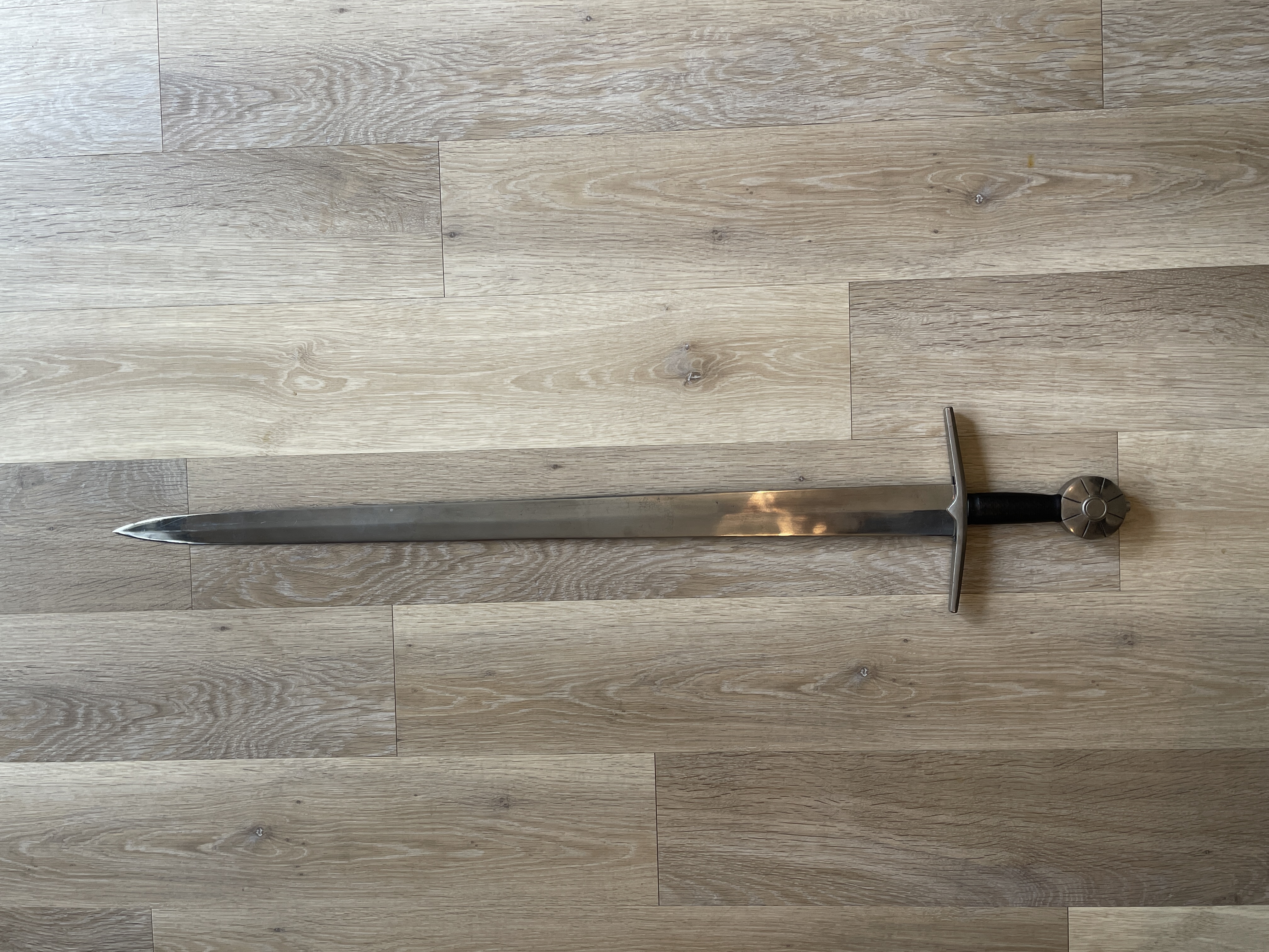 Mediaeval Style re-enactors short broadsword