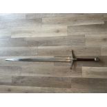 Replica Scottish Claymore with quatrefoil ends to