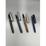 Parker and Platignum fountain pens, some with 14k