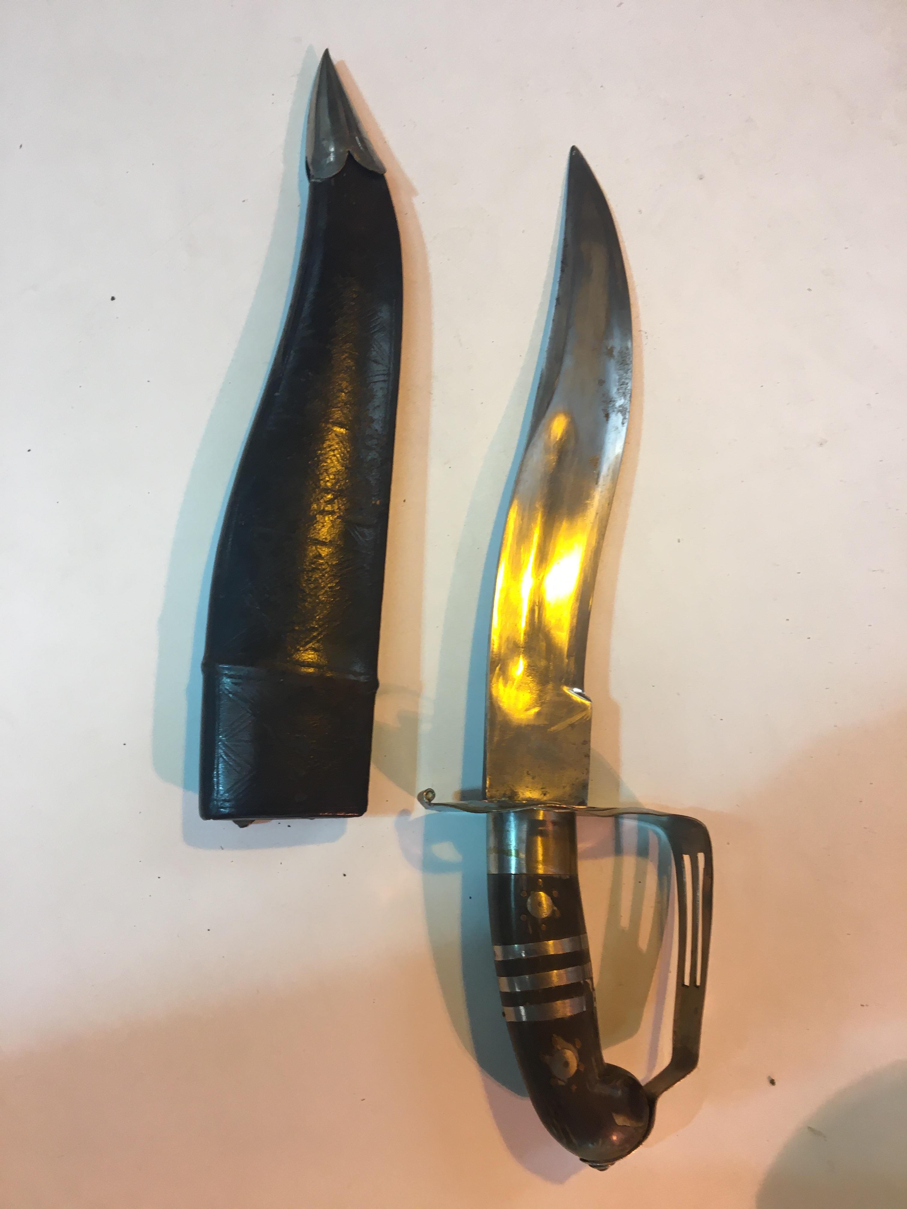 Vintage dagger and sheath - Image 2 of 4