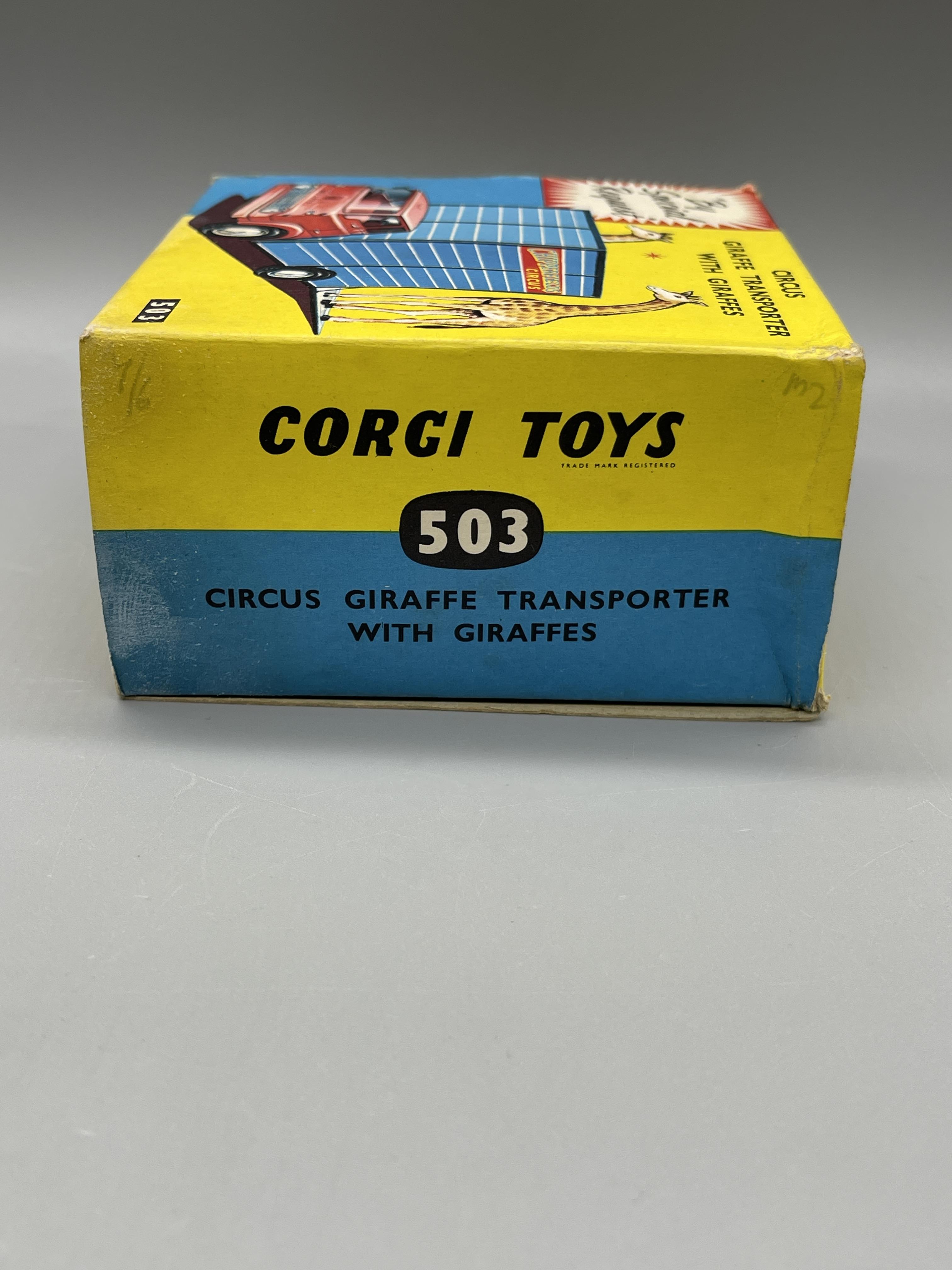 Boxed corgi 503 Chipperfield Giraffe circus van. - Image 2 of 8