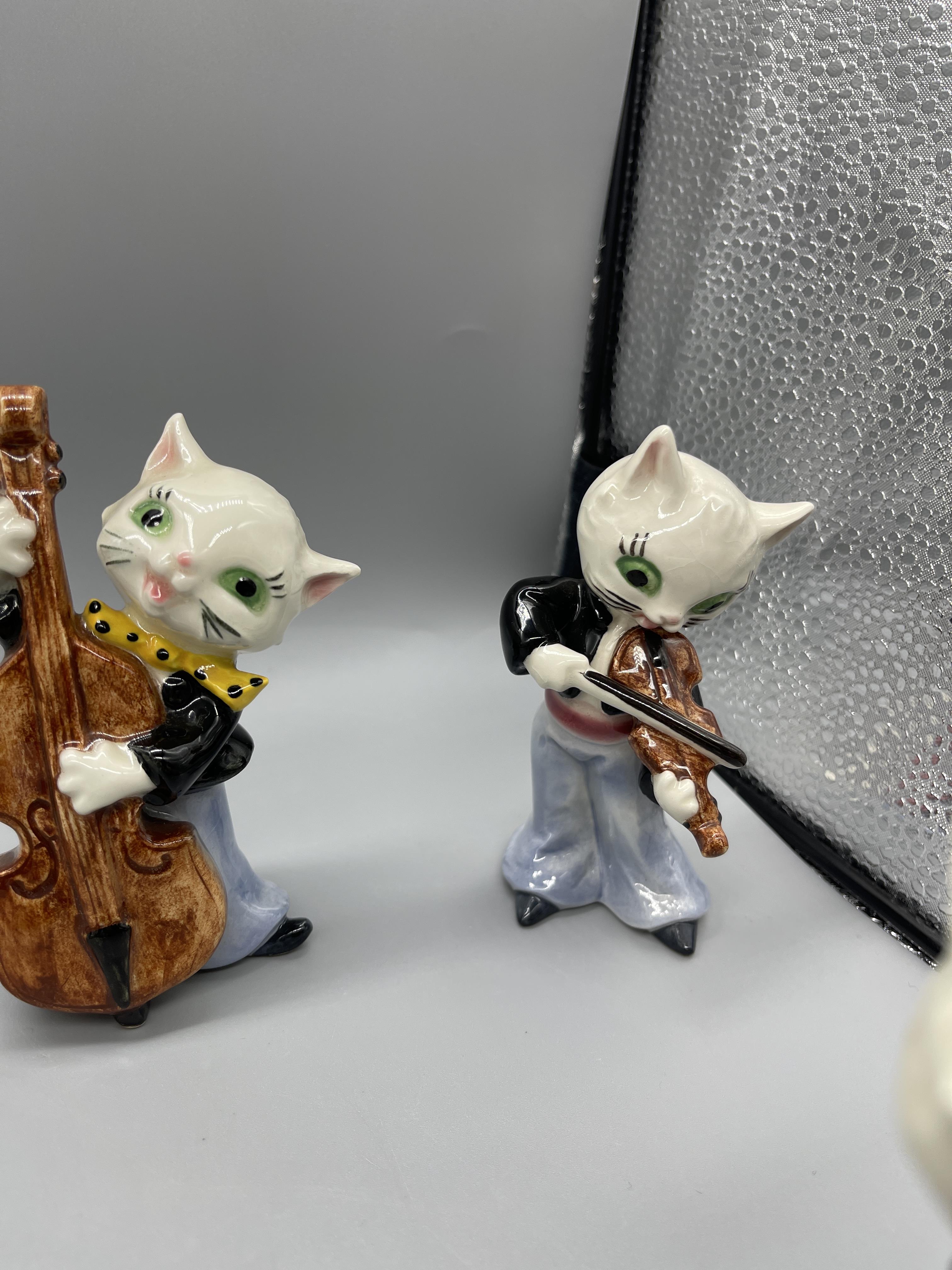 Seven Cat Band Figures by W,Goebel Great Condition - Image 5 of 9