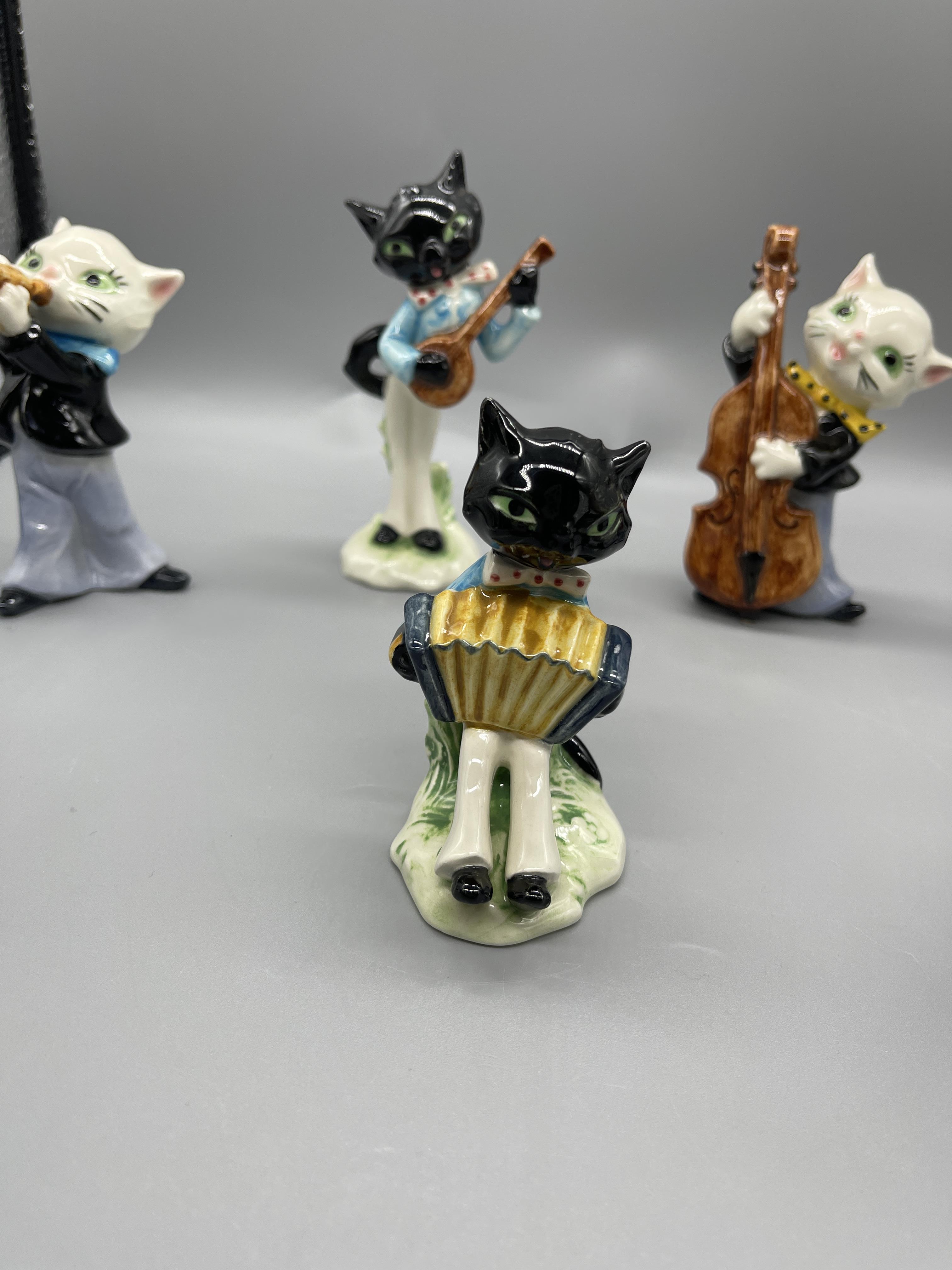 Seven Cat Band Figures by W,Goebel Great Condition - Image 7 of 9
