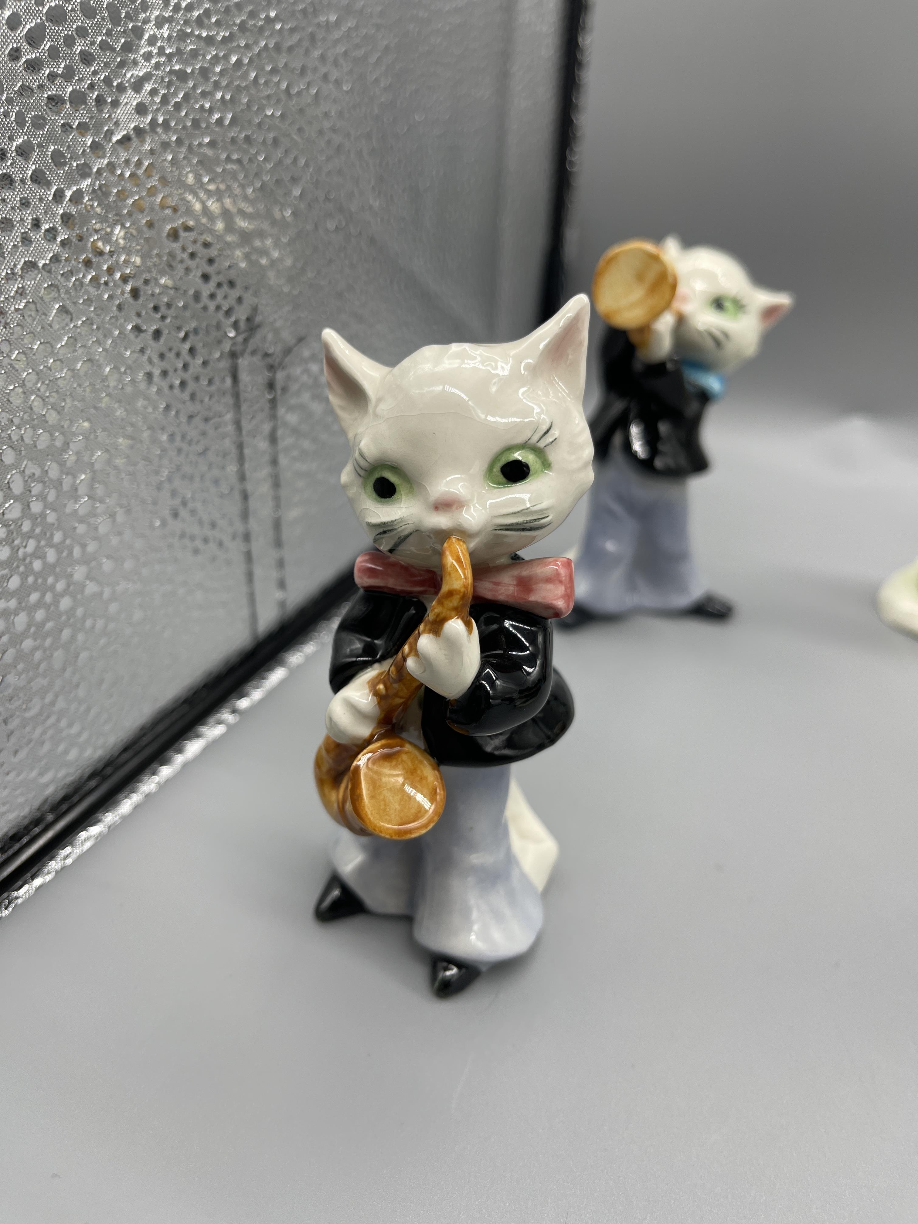 Seven Cat Band Figures by W,Goebel Great Condition - Image 6 of 9