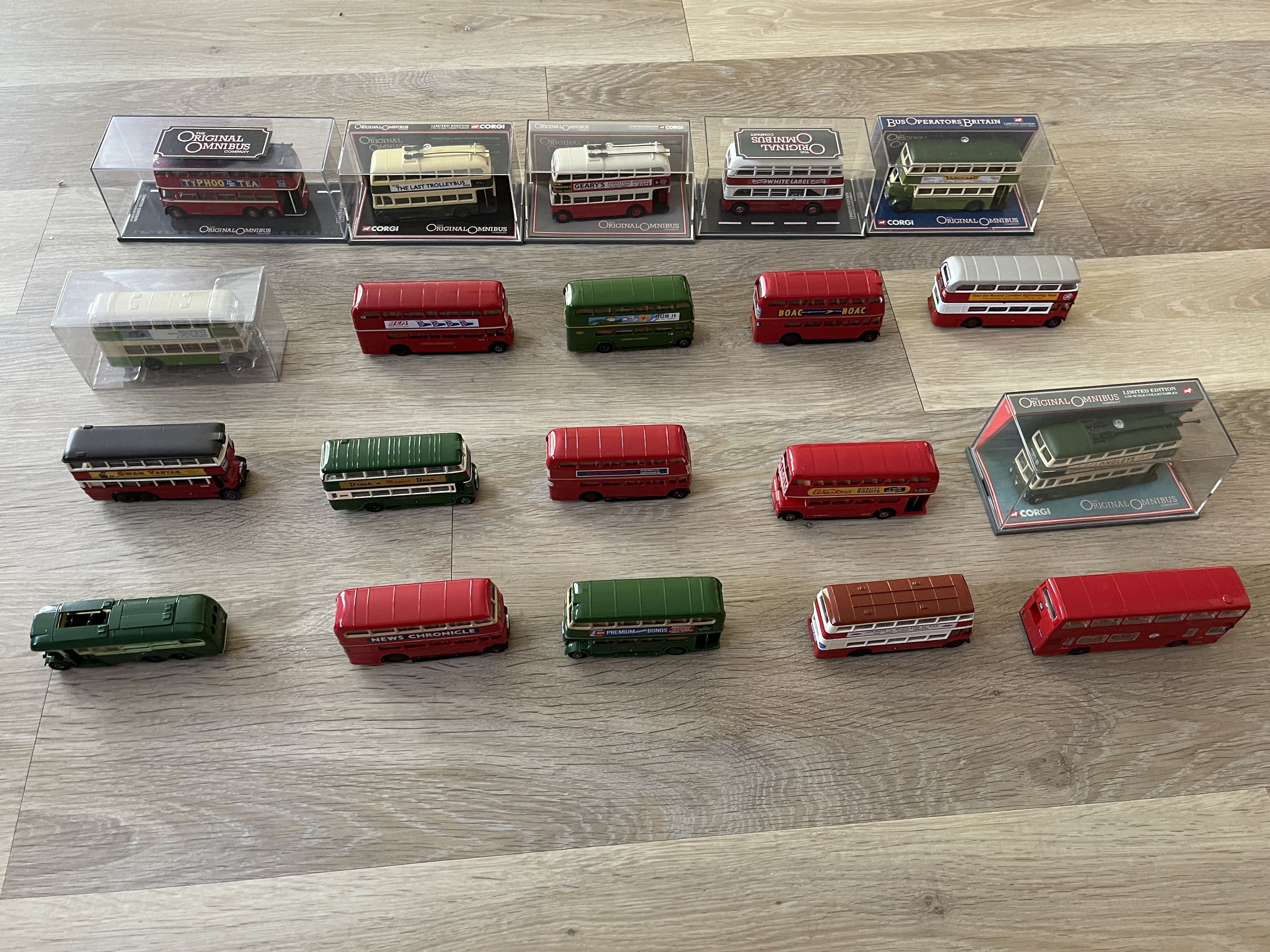 Twenty assorted model vehicles.Please check pictu - Image 8 of 9