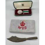 Woman's Voluntary Service Medal, Arm Band and Arra