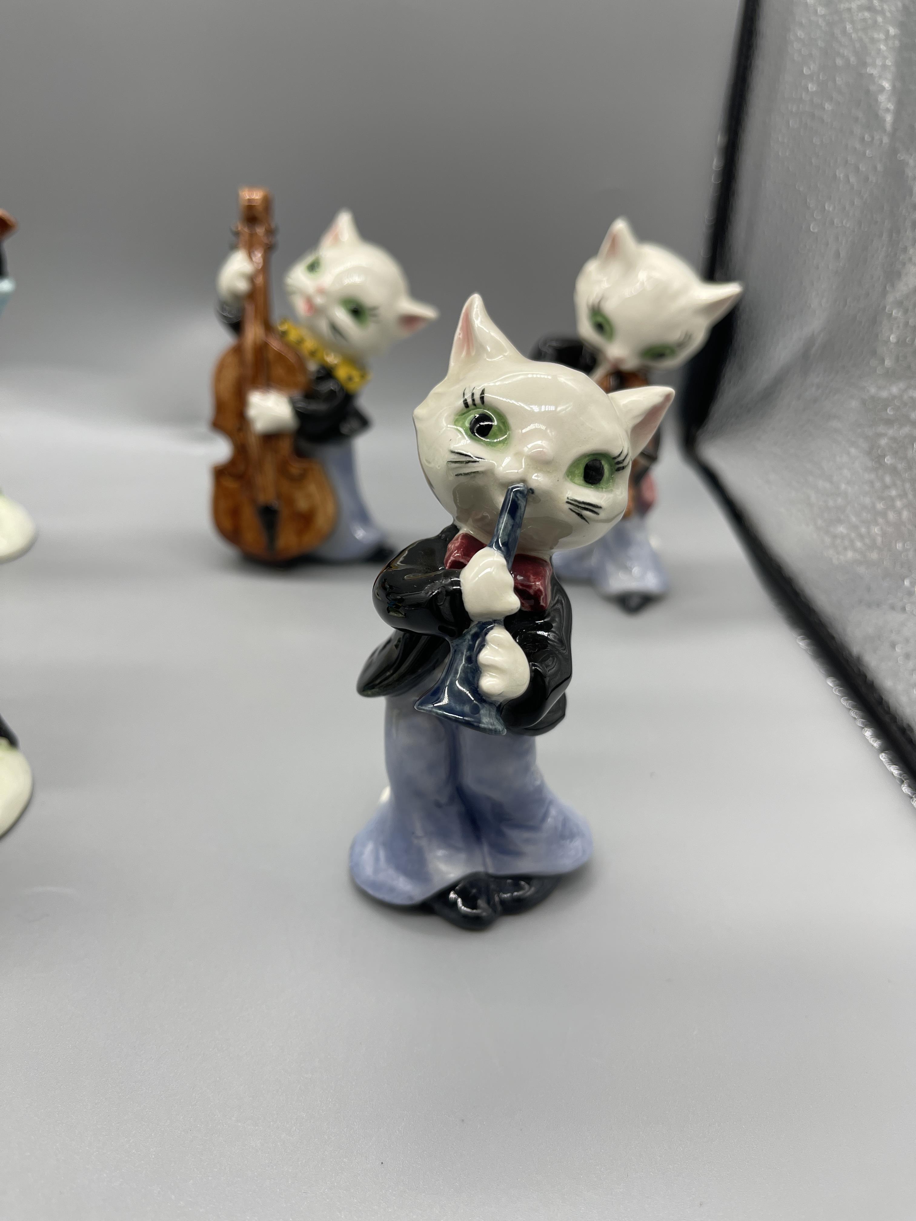 Seven Cat Band Figures by W,Goebel Great Condition - Image 8 of 9