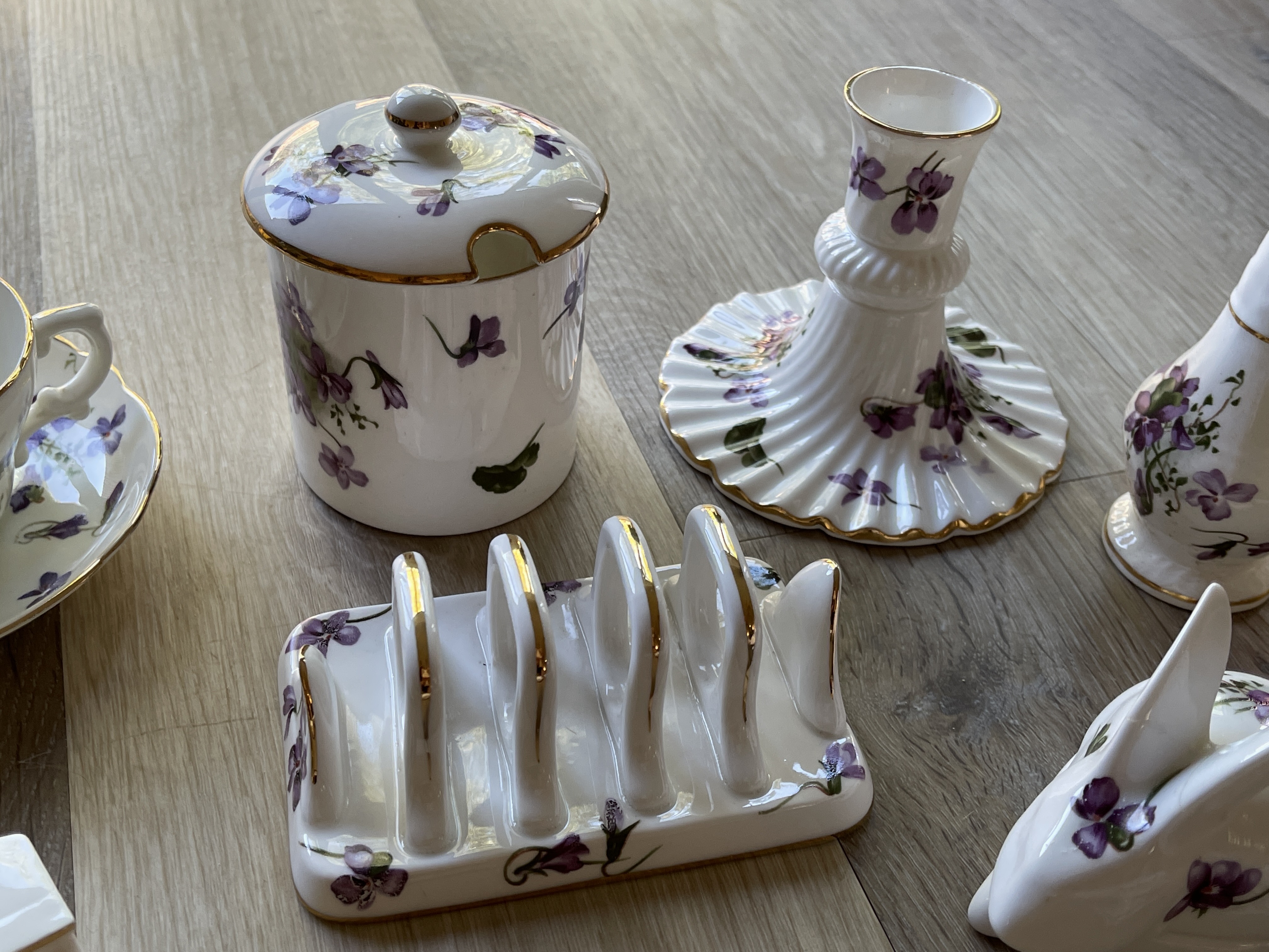 Collection of Hamersley Fine Bone China, 22 Pieces - Image 7 of 17