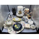 Quantity of assorted Porcelain and Ceramics to inc