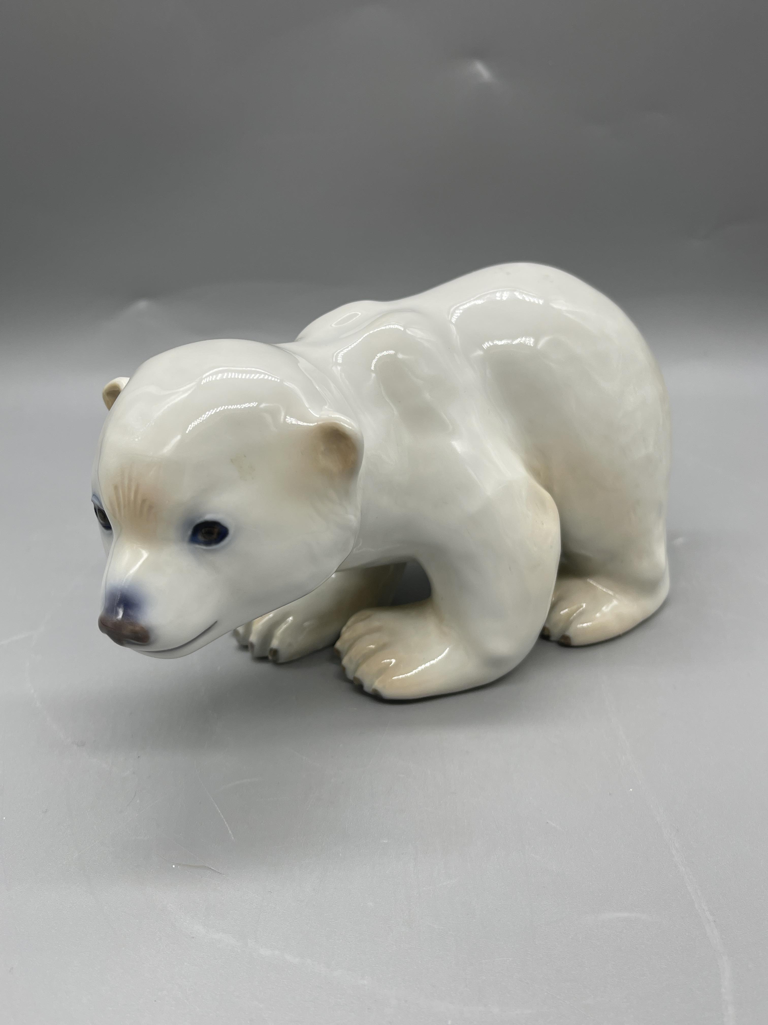 LLADRO 1443 Bearly Love Figurine-Polar Bears on Ic - Image 11 of 21