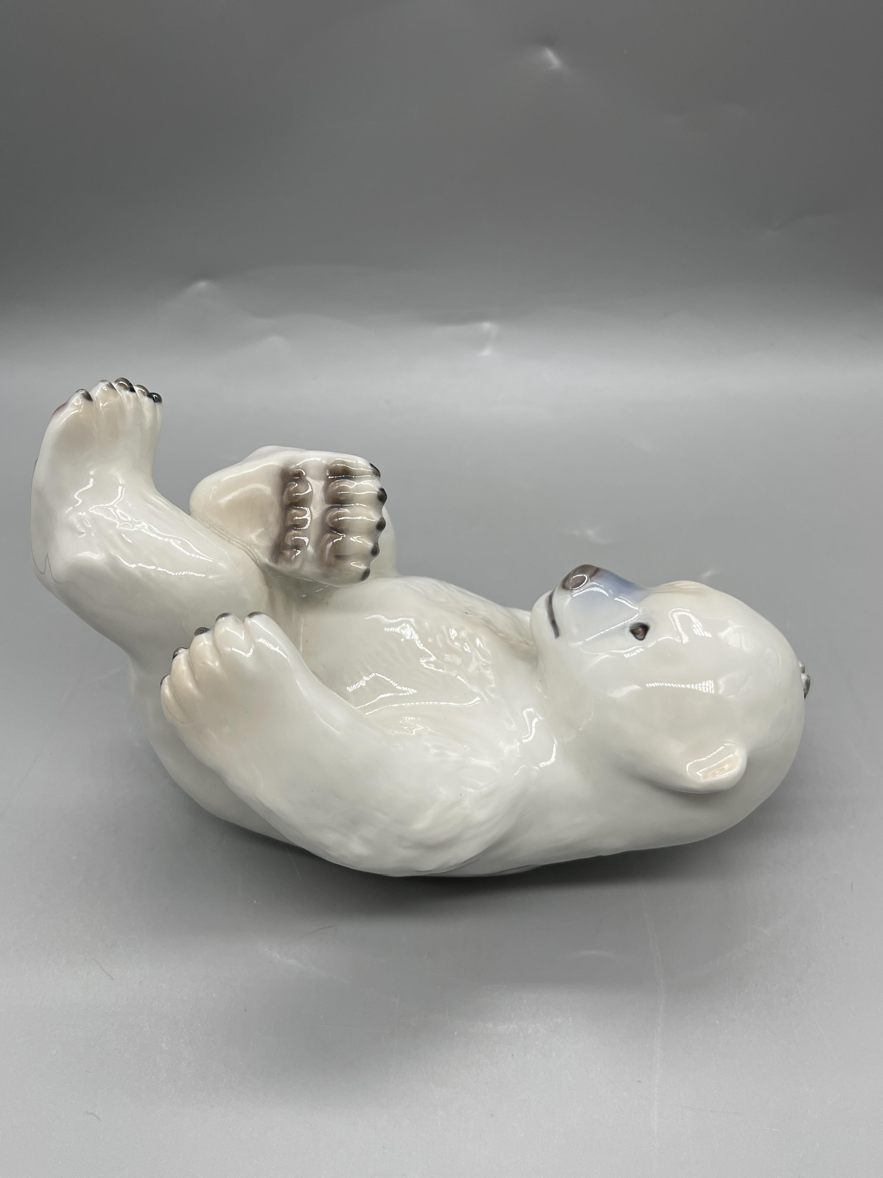 LLADRO 1443 Bearly Love Figurine-Polar Bears on Ic - Image 9 of 21