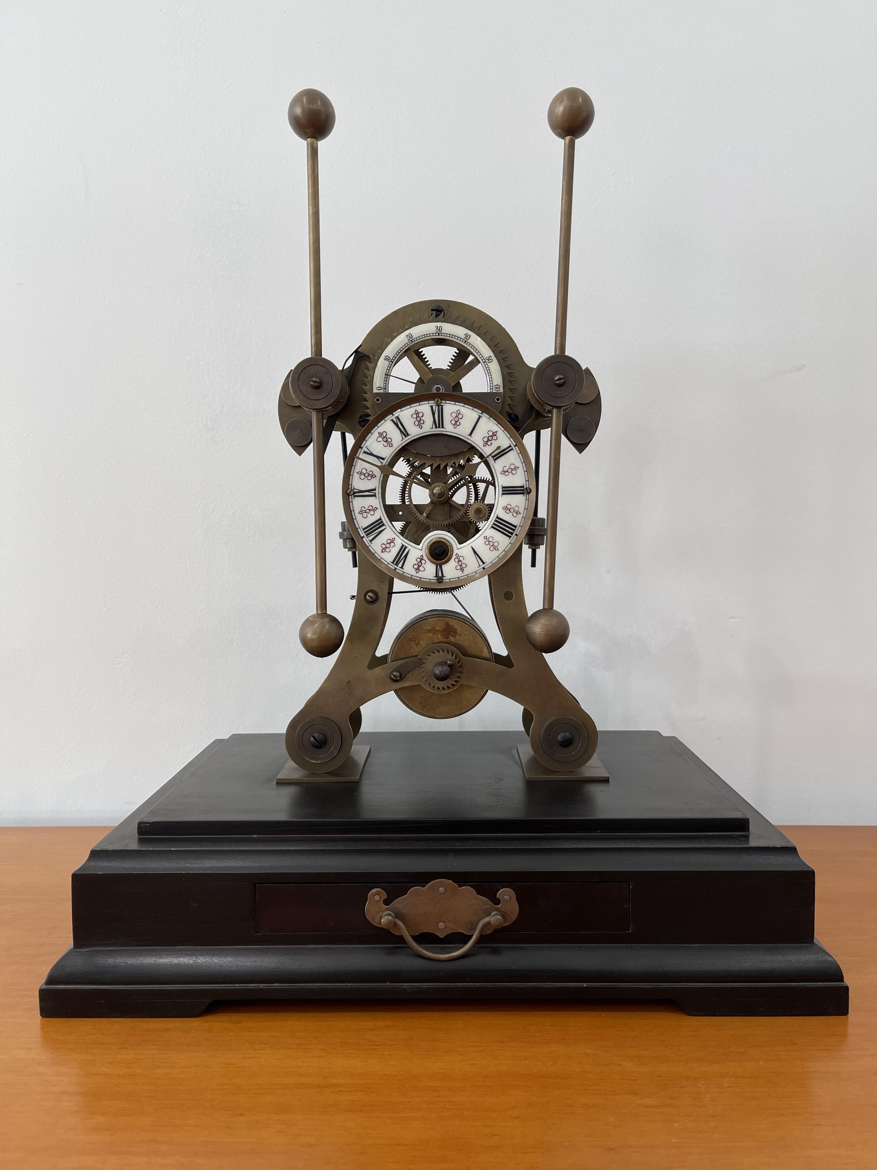 European Retro Bronze Glass Seafaring Mechanical Glasshopper Swing Table Clock - Image 3 of 19