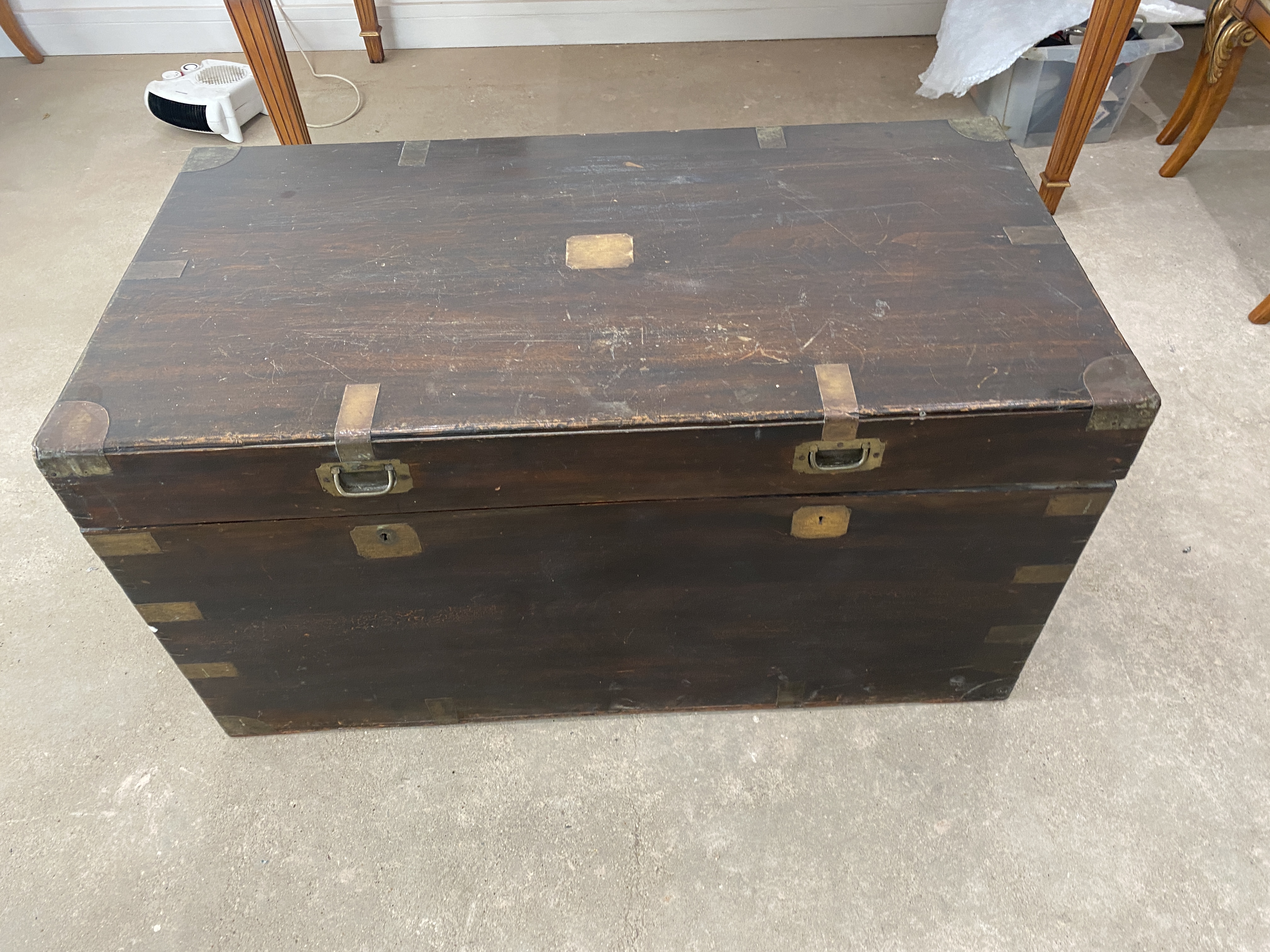 Very Large 19th Century Camper Wood Trunk. In grea - Image 2 of 14