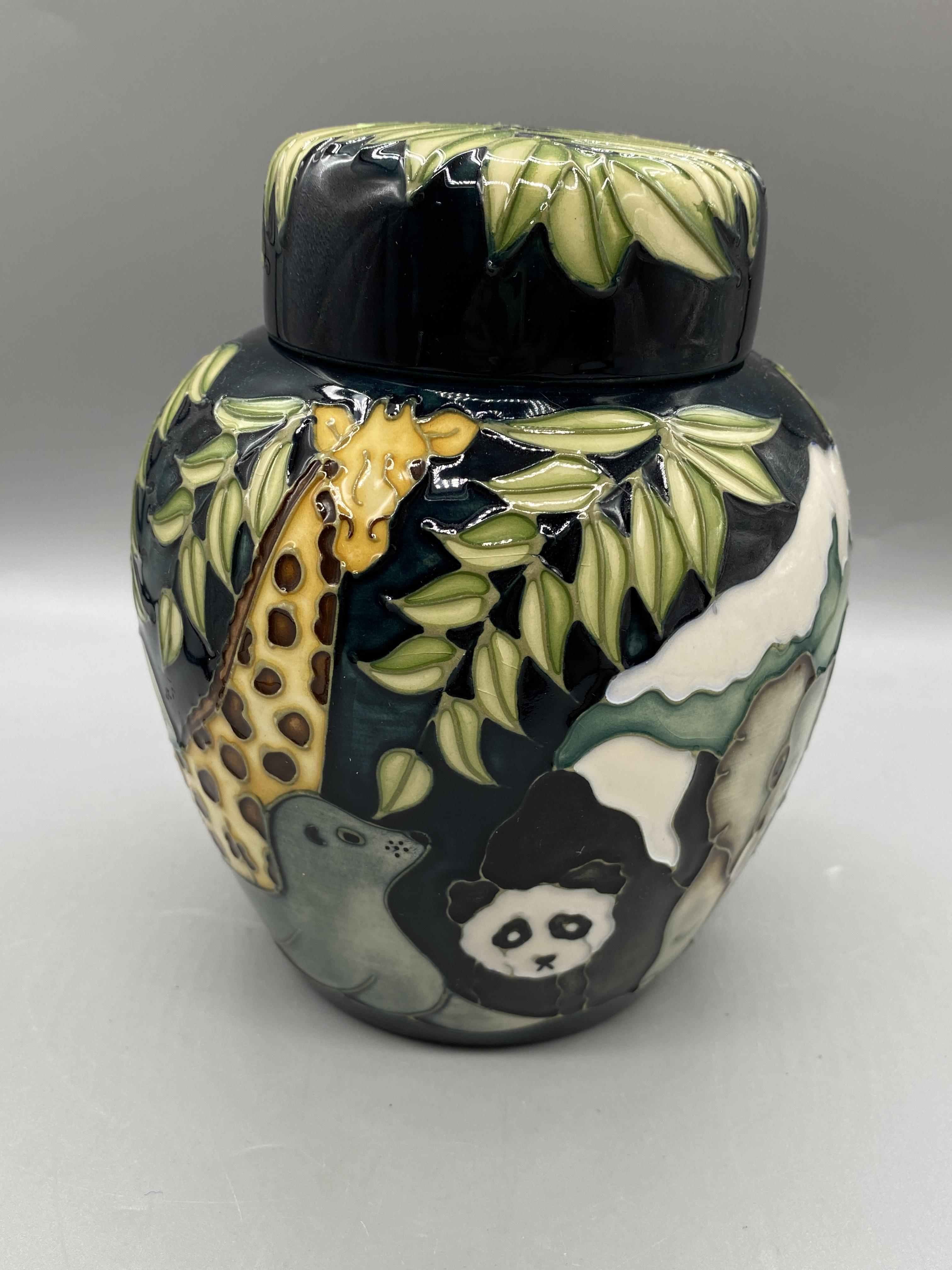 Moorcroft Ginger Jar M.C.C Only No 422 Farm Gate M - Image 3 of 9