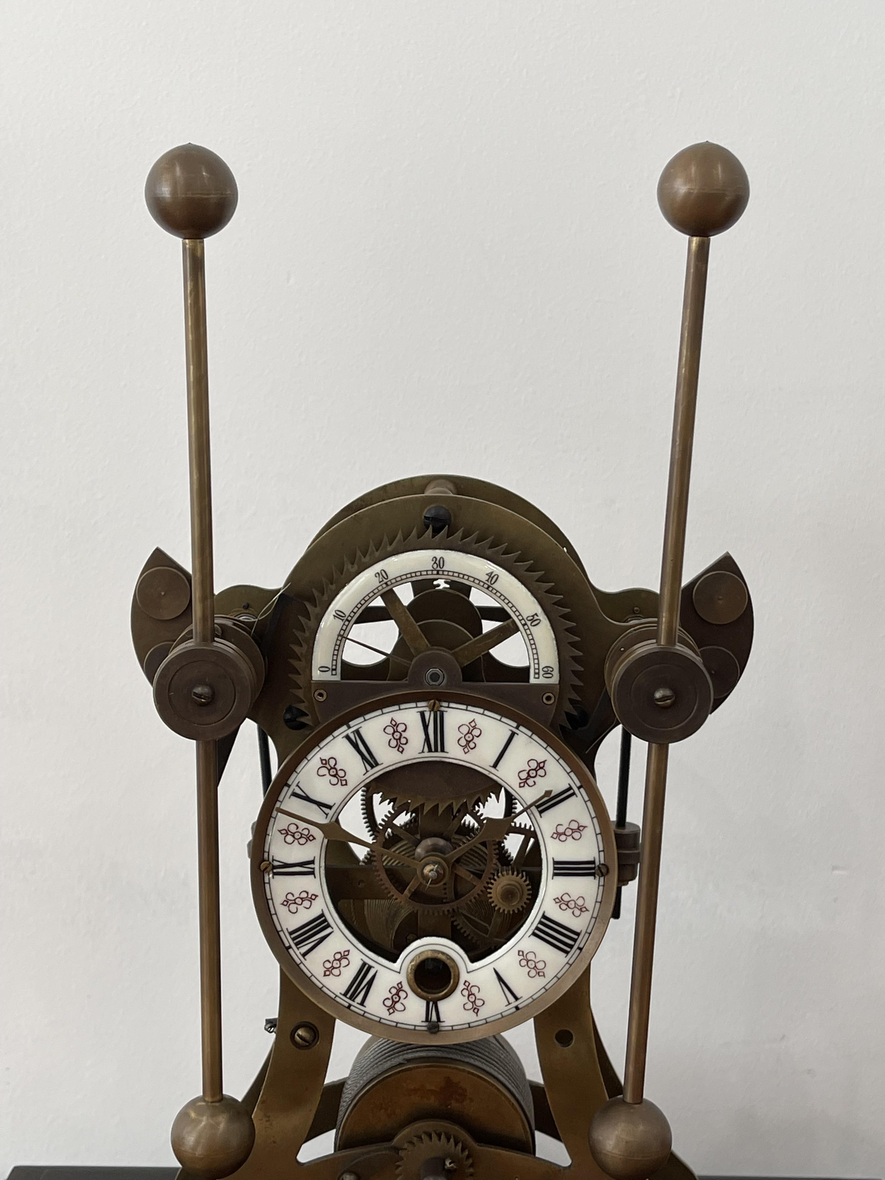 European Retro Bronze Glass Seafaring Mechanical Glasshopper Swing Table Clock - Image 13 of 19